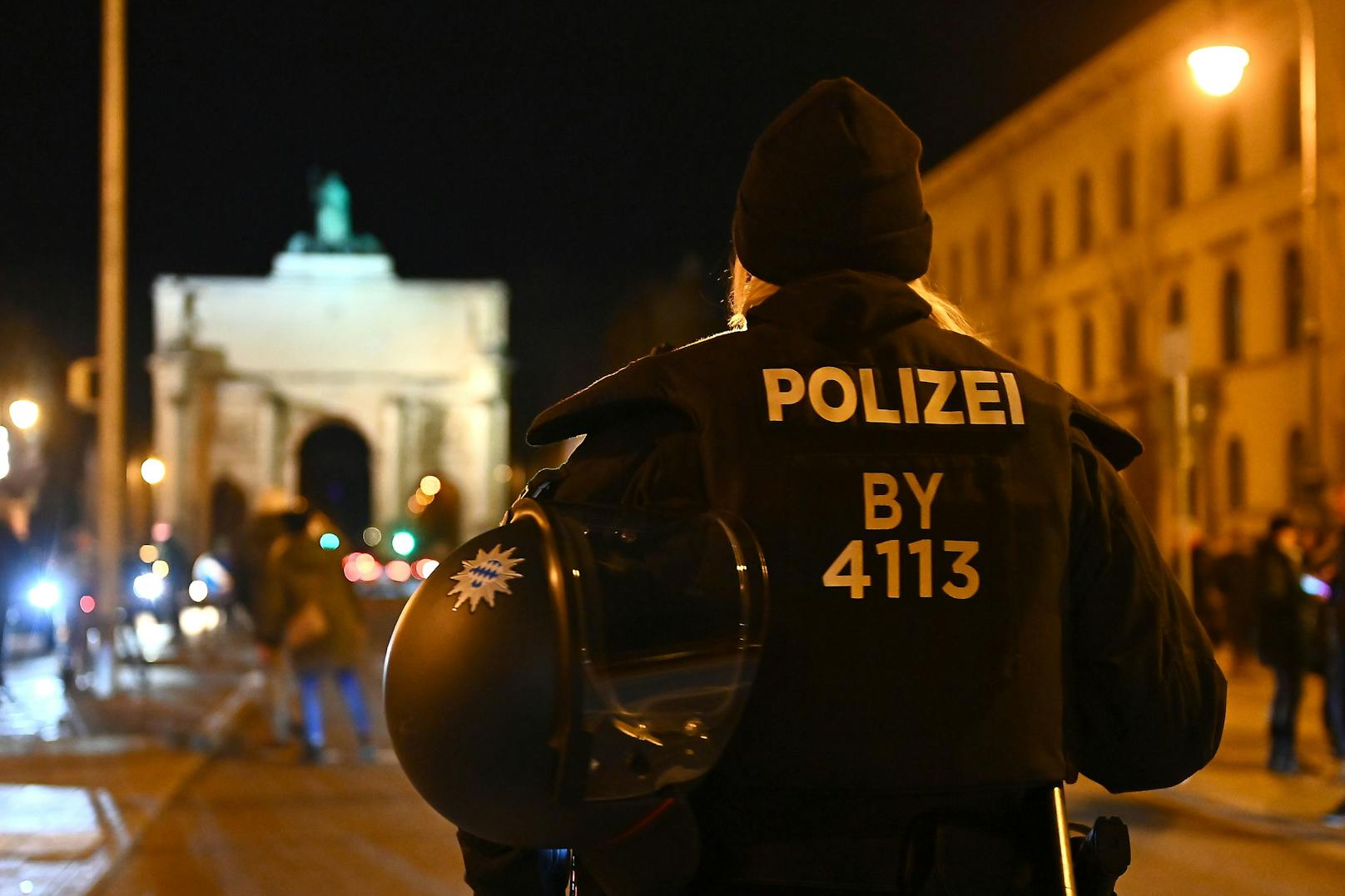 Es standen rund 1.000 Polizeibeamte im Einsatz.