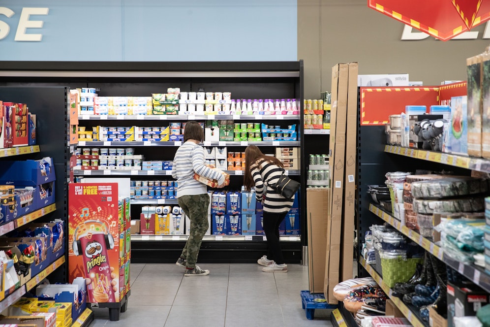 Blick in einen Supermarkt: Zu Silvester gibt es unterschiedliche Öffnungszeiten