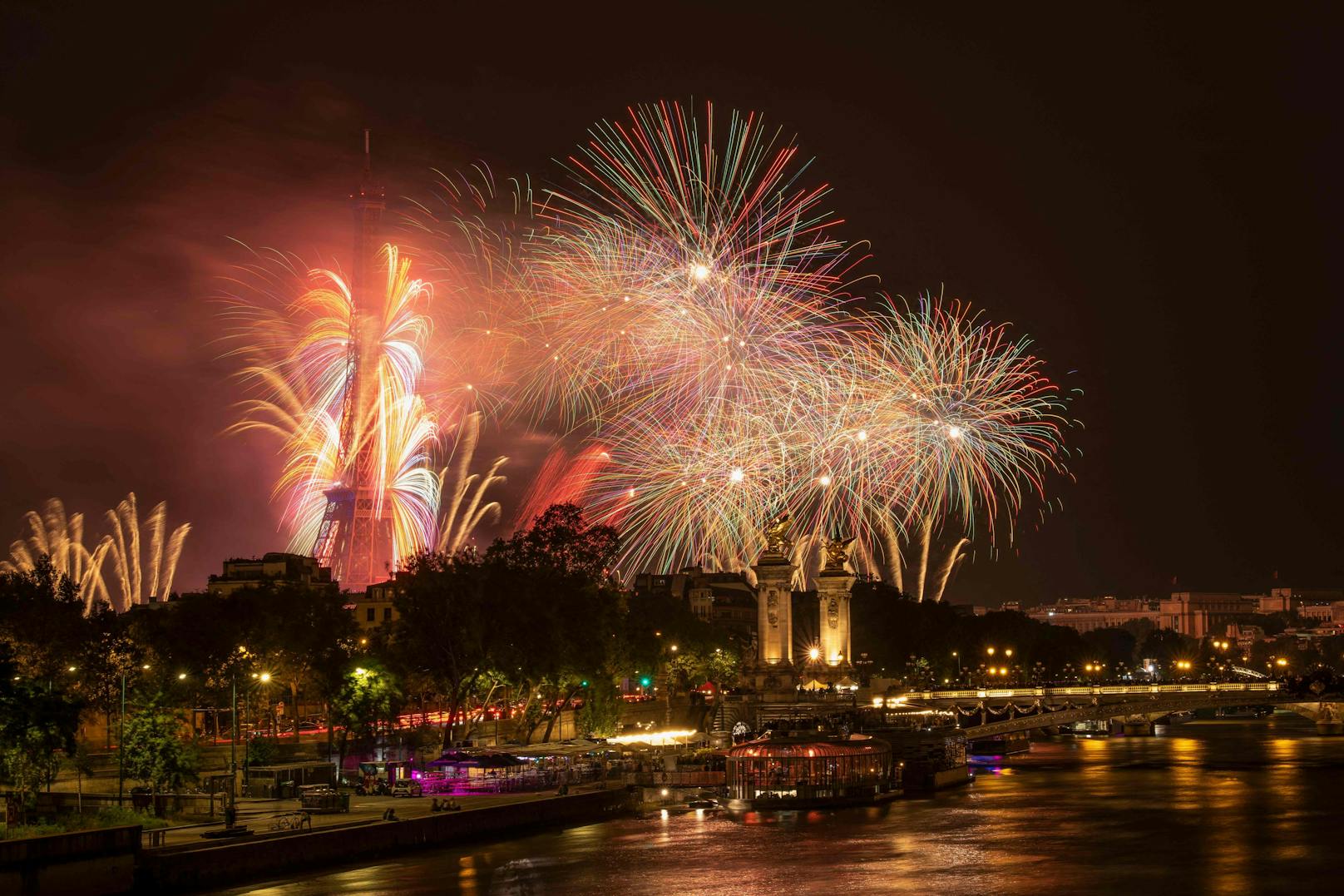 Ein solches Feuerwerk, wie am Nationalfeiertag am 14. Juli, wird es zu Silvester nicht geben.