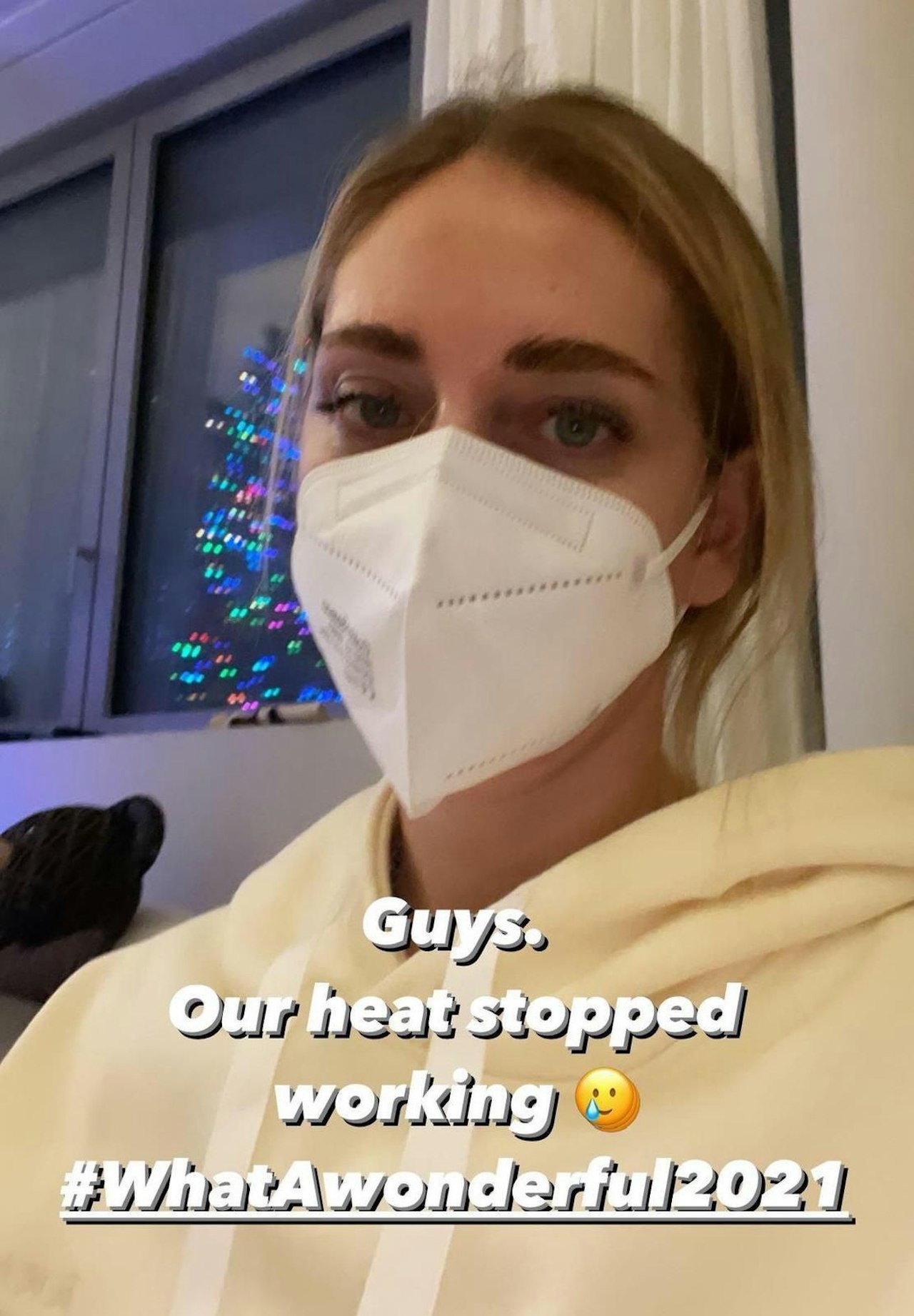 Heute.at - Influencerin hat Corona und muss in Quarantäne frieren