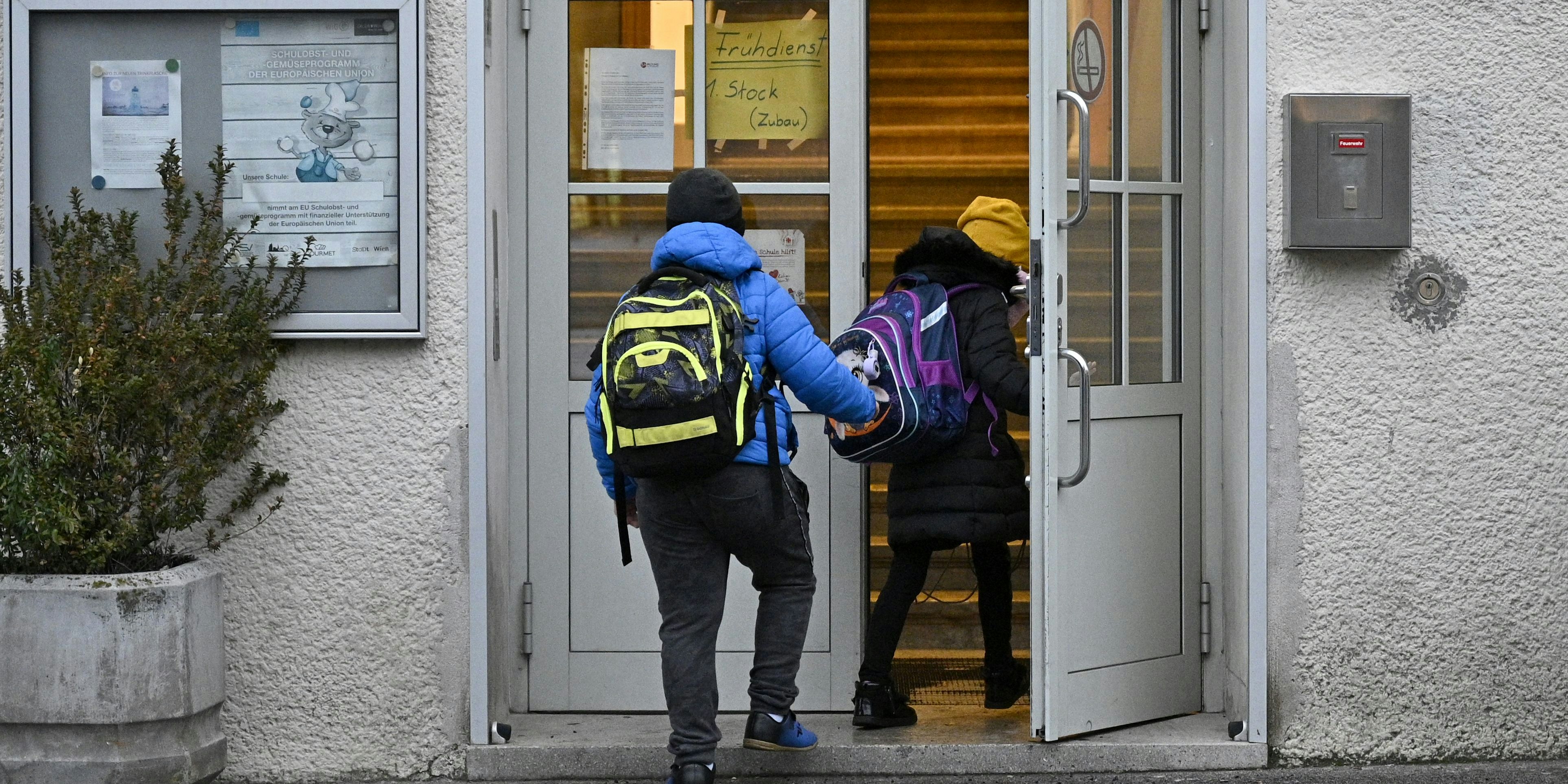 Die Schulen werden wieder geöffnet.