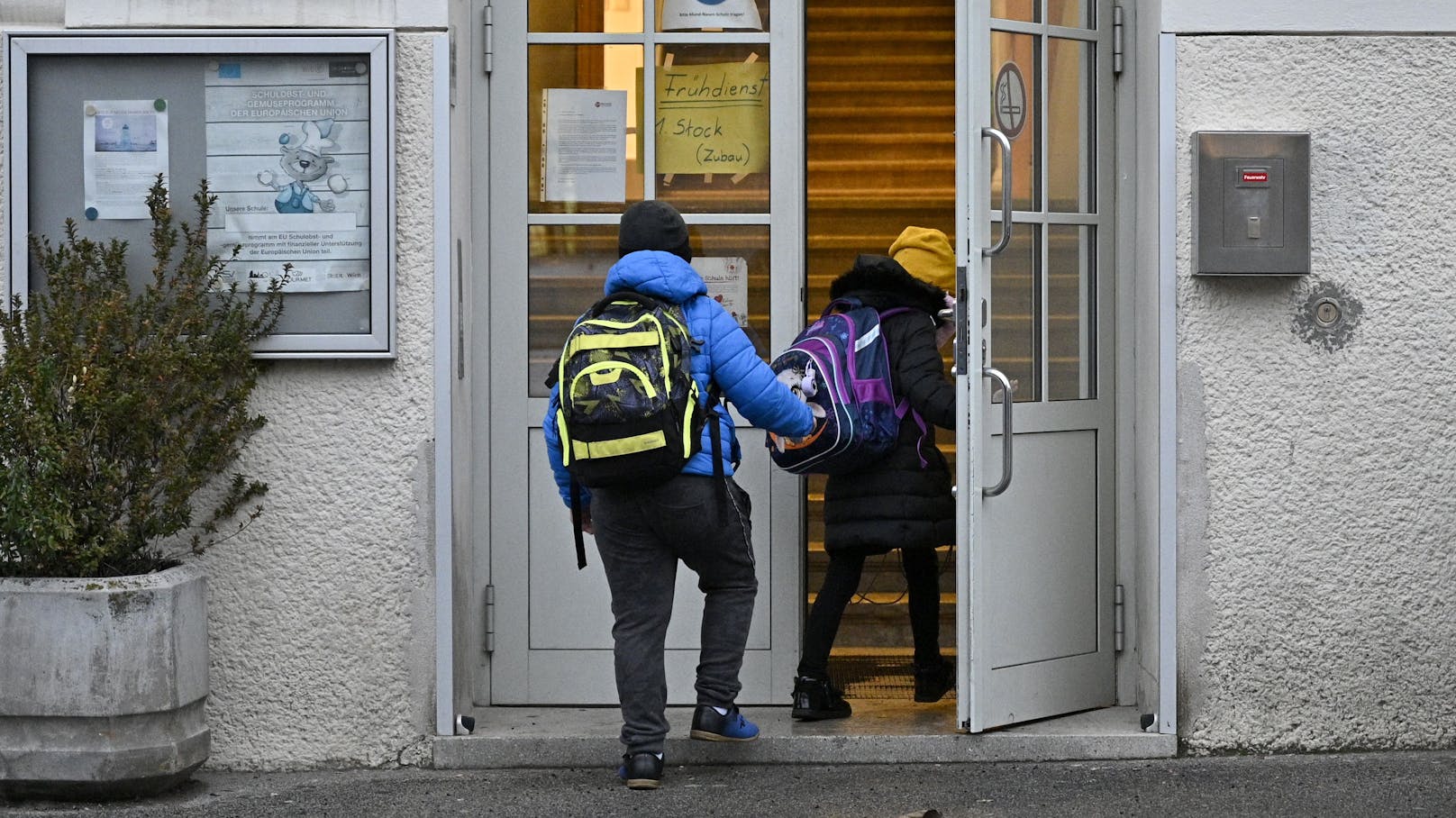 Die Schulen sind in Österreich seit Montag wieder geöffnet.