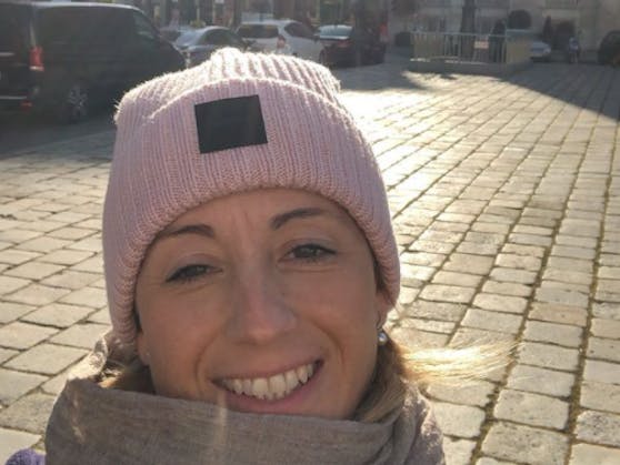 Michaela Kirchgasser genießt in Wien die strahlende Sonne.