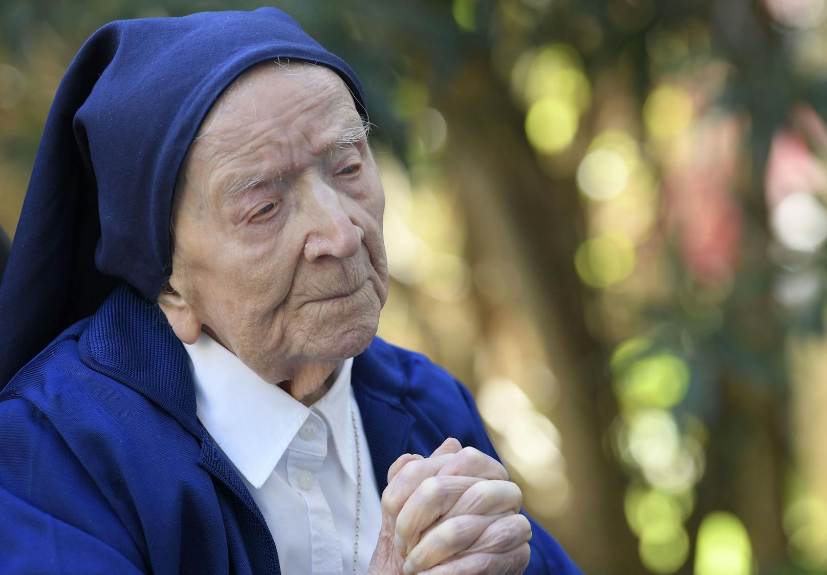Die älteste Ordensfrau der Welt gilt seit Oktober 2017 als älteste Französin und seit Juni 2019 als älteste Europäerin.