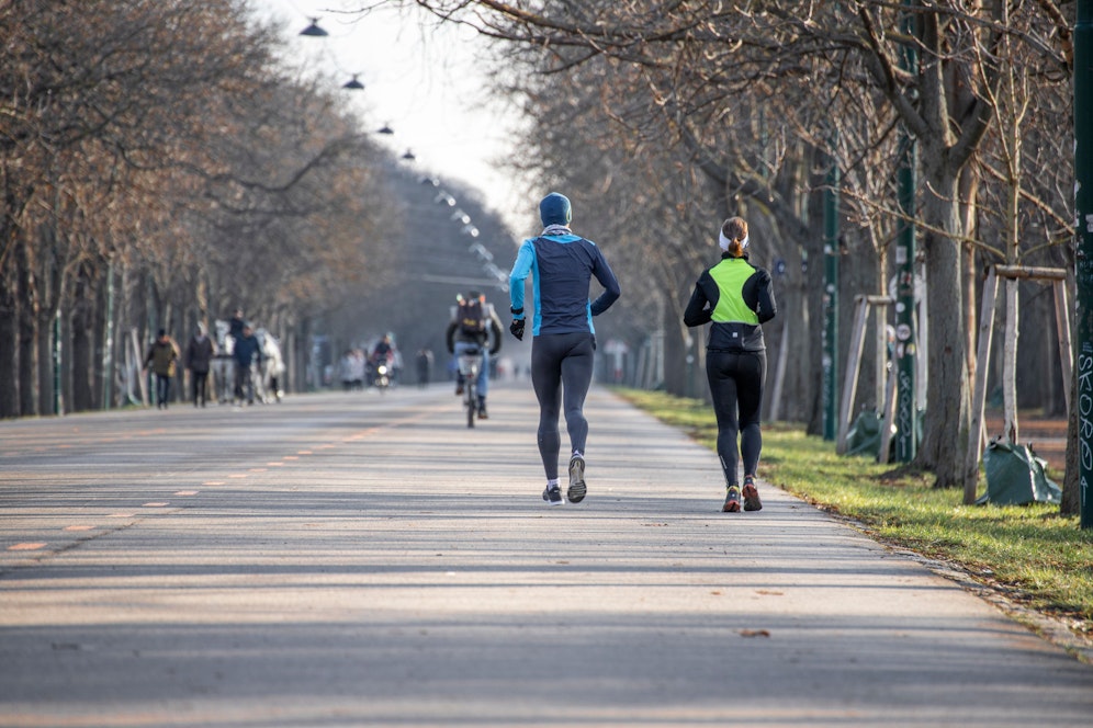 Am Wochenende scheint zwar die Sonne, die Temperaturen sinken aber.
