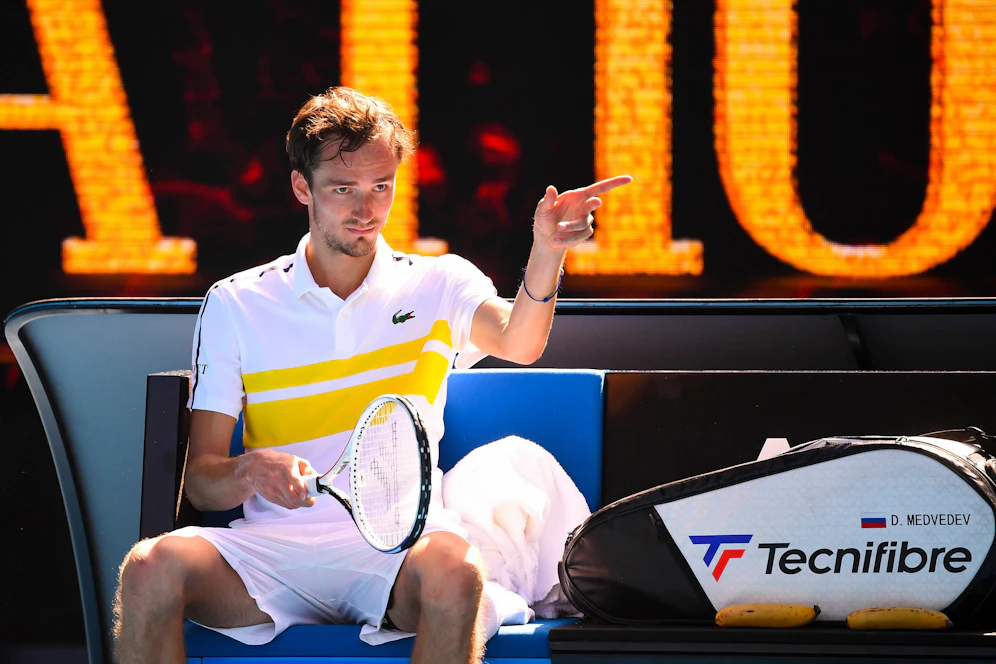Daniil Medwedew wirft seinen Coach aus der Arena. 