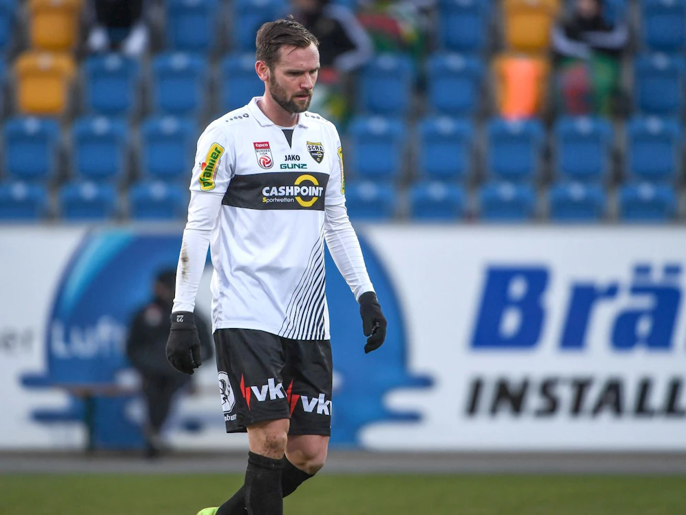 Emanuel Schreiner flog gegen Rapid vom Platz. 