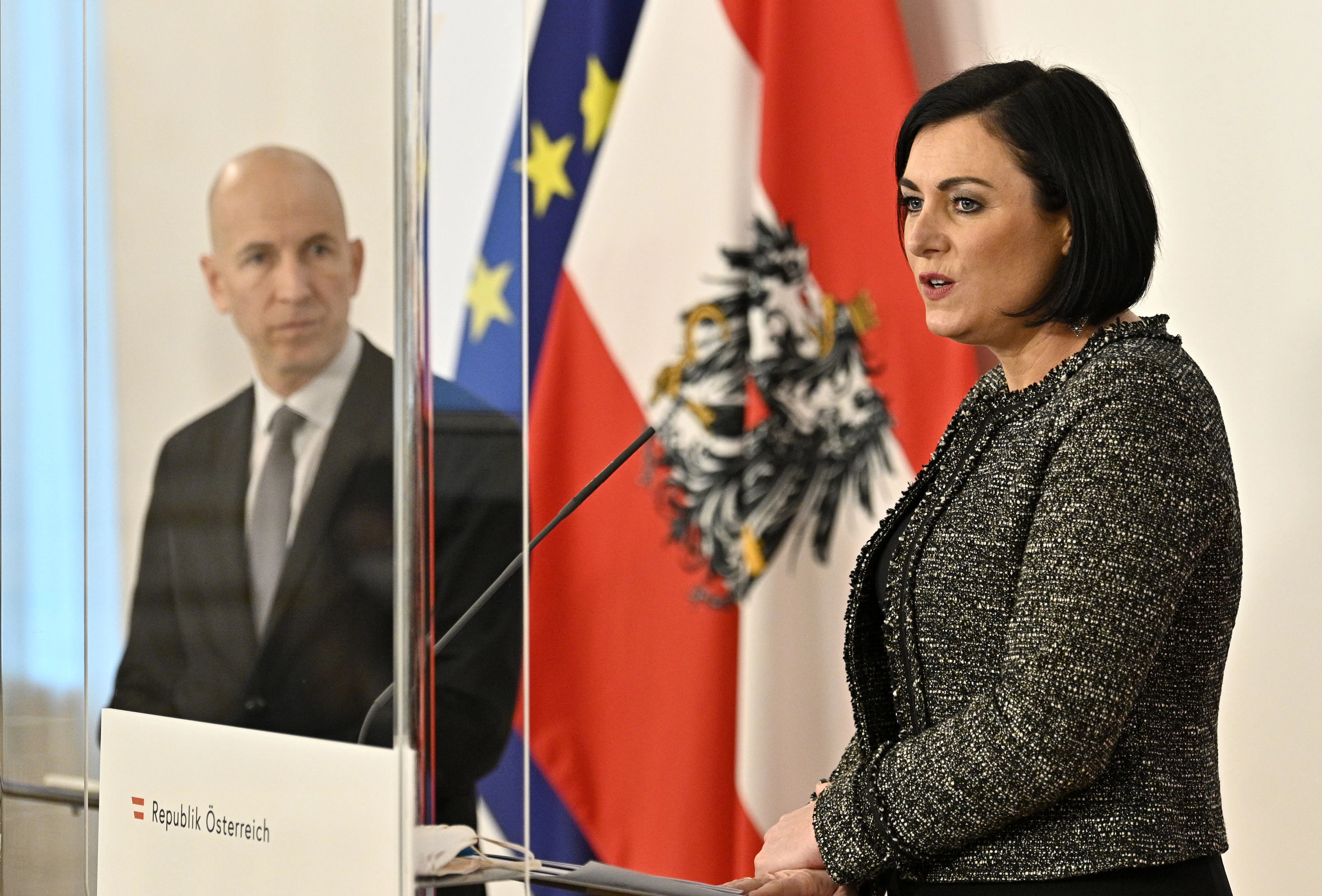 Arbeitsminister Martin Kocher und Tourismusministerin Elisabeth Köstinger.