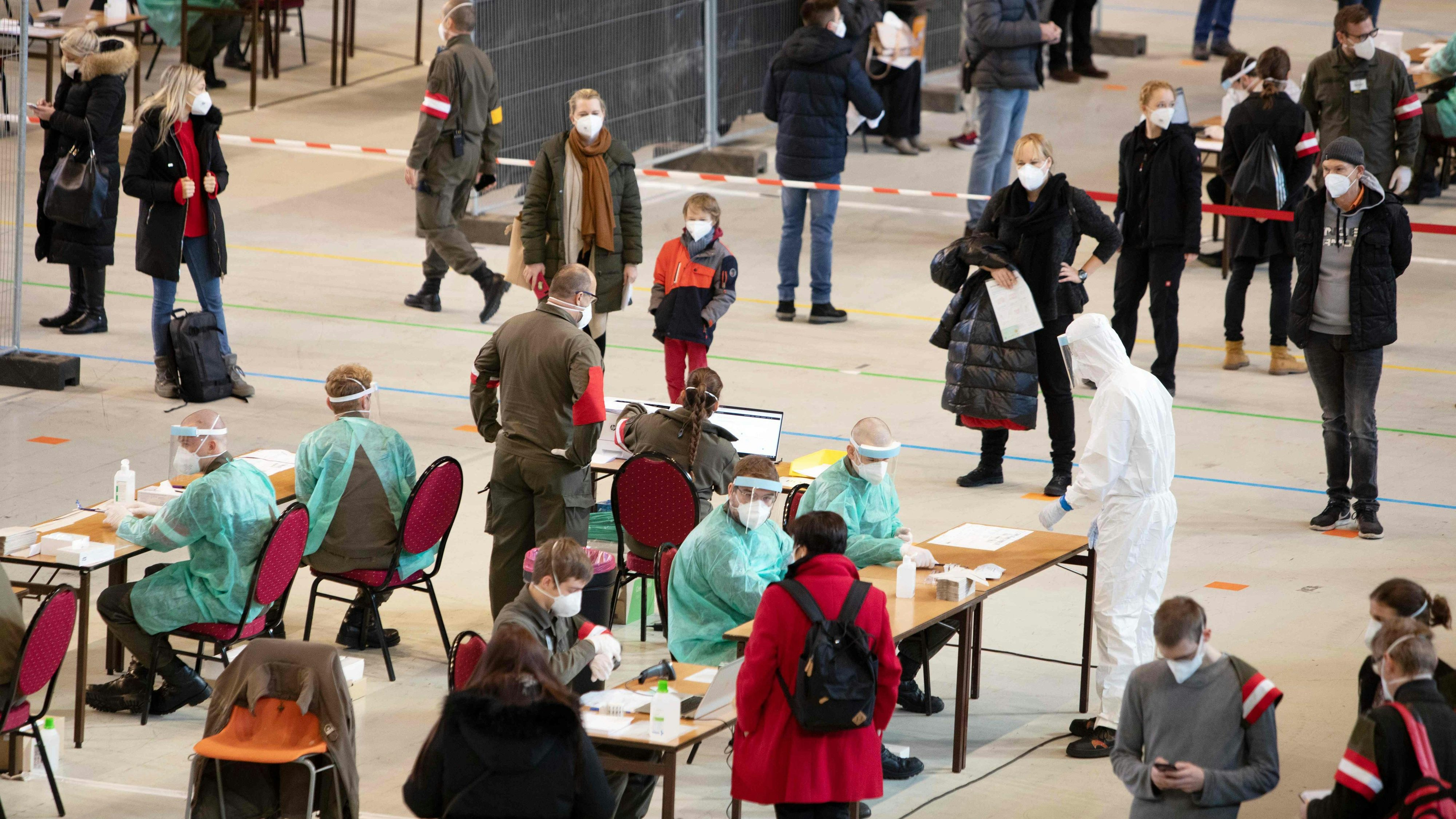 Corona-Tests in der Wiener Stadthalle
