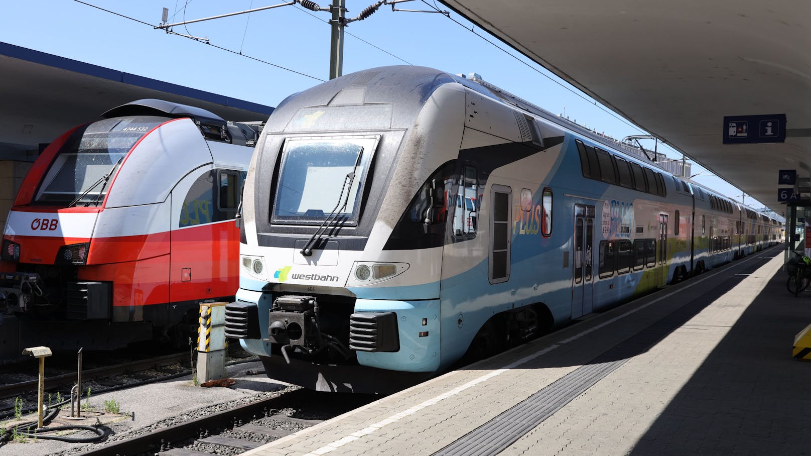 Züge von Westbahn und ÖBB am Wiener Westbahnhof. Archivbild