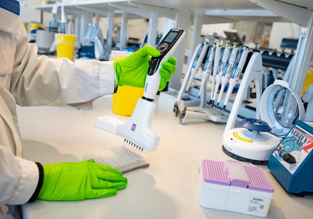 In Salzburg gibt es österreichweit den ersten Verdachtsfall auf die brasilianische Virusmutation.