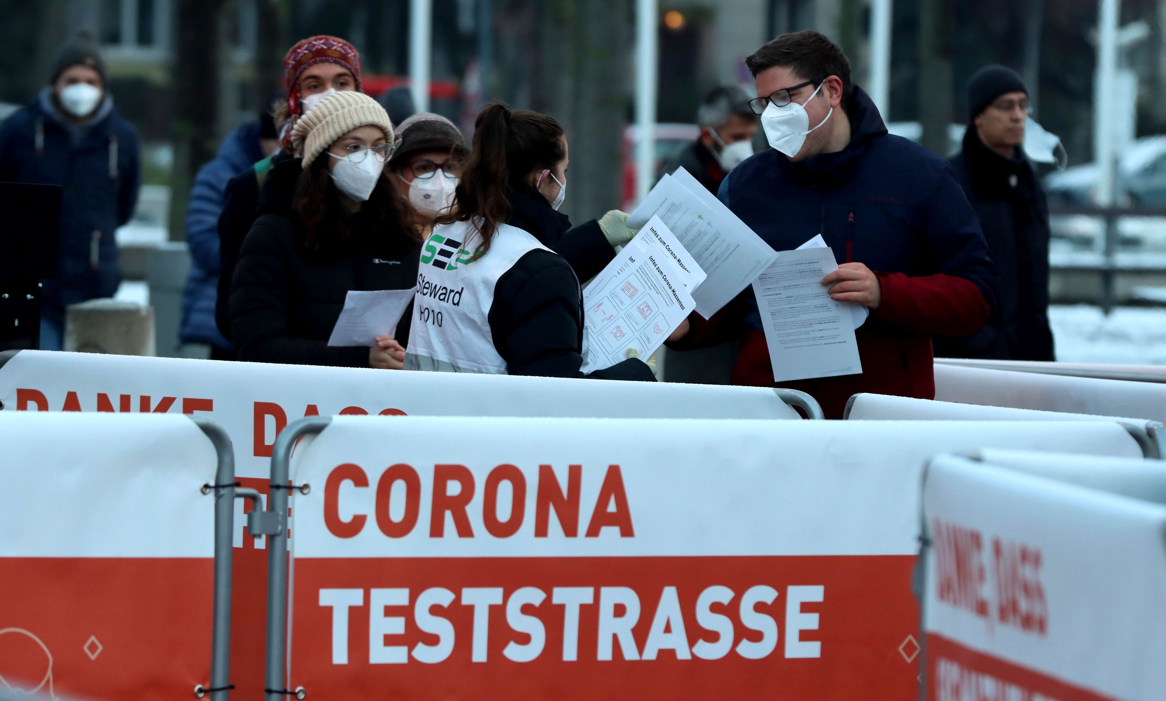 Corona-Teststraße in Wien. Archivbild