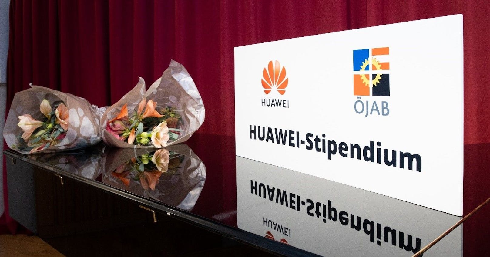 10-jähriges Jubiläum für Huawei-Stipendium.