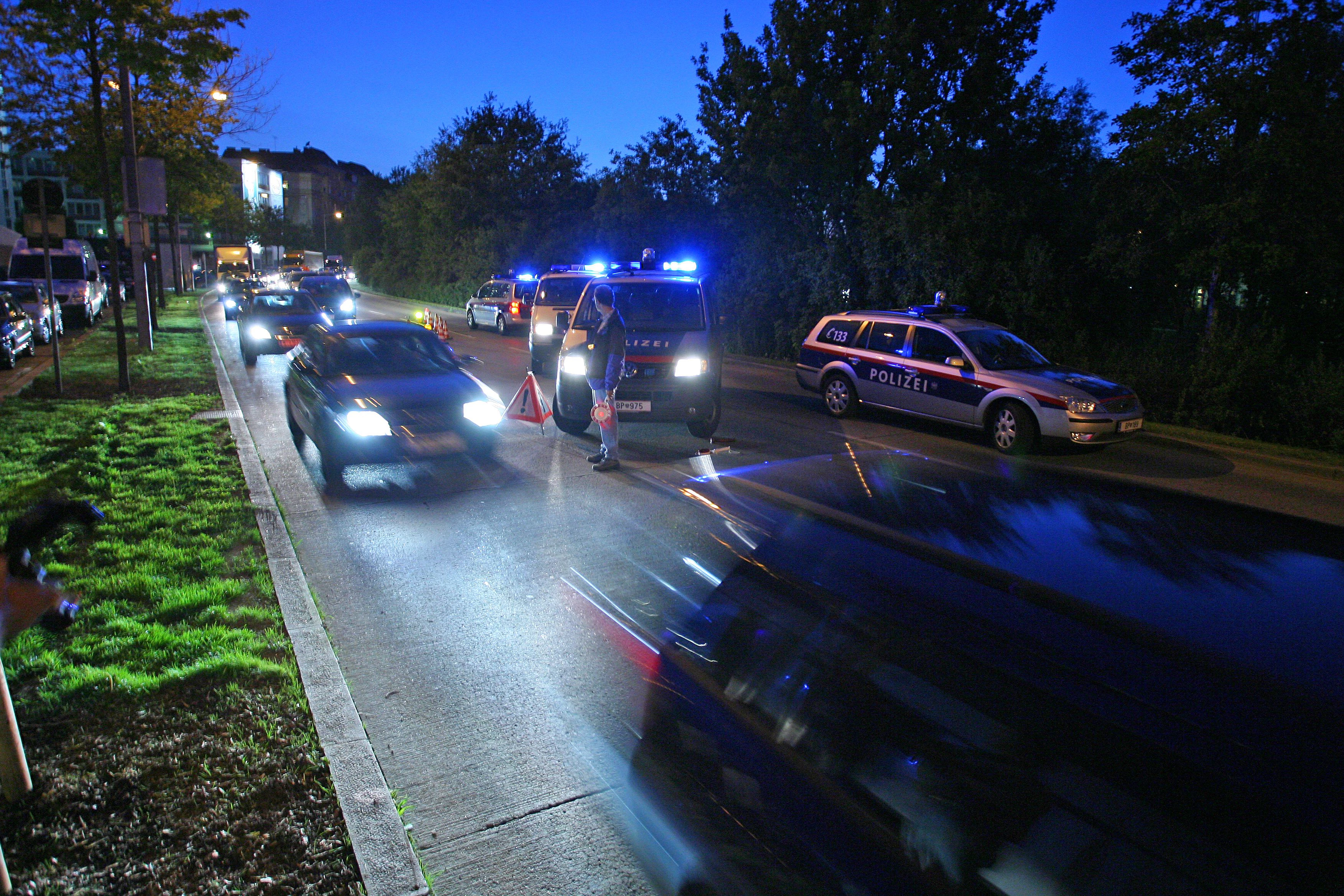 Polizei-Planquadrat gegen Raser in Wien