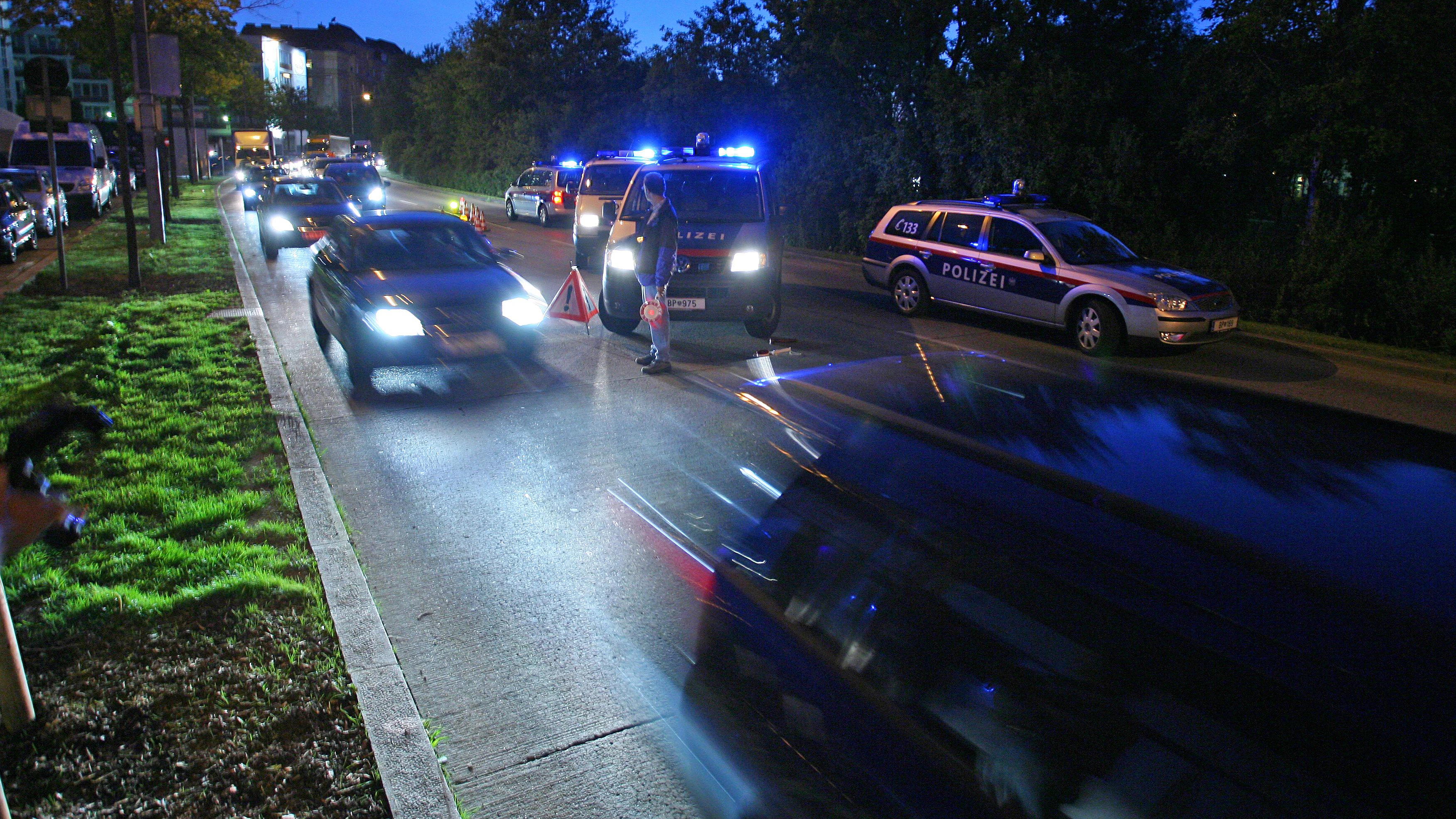 Polizei-Planquadrat gegen Raser in Wien