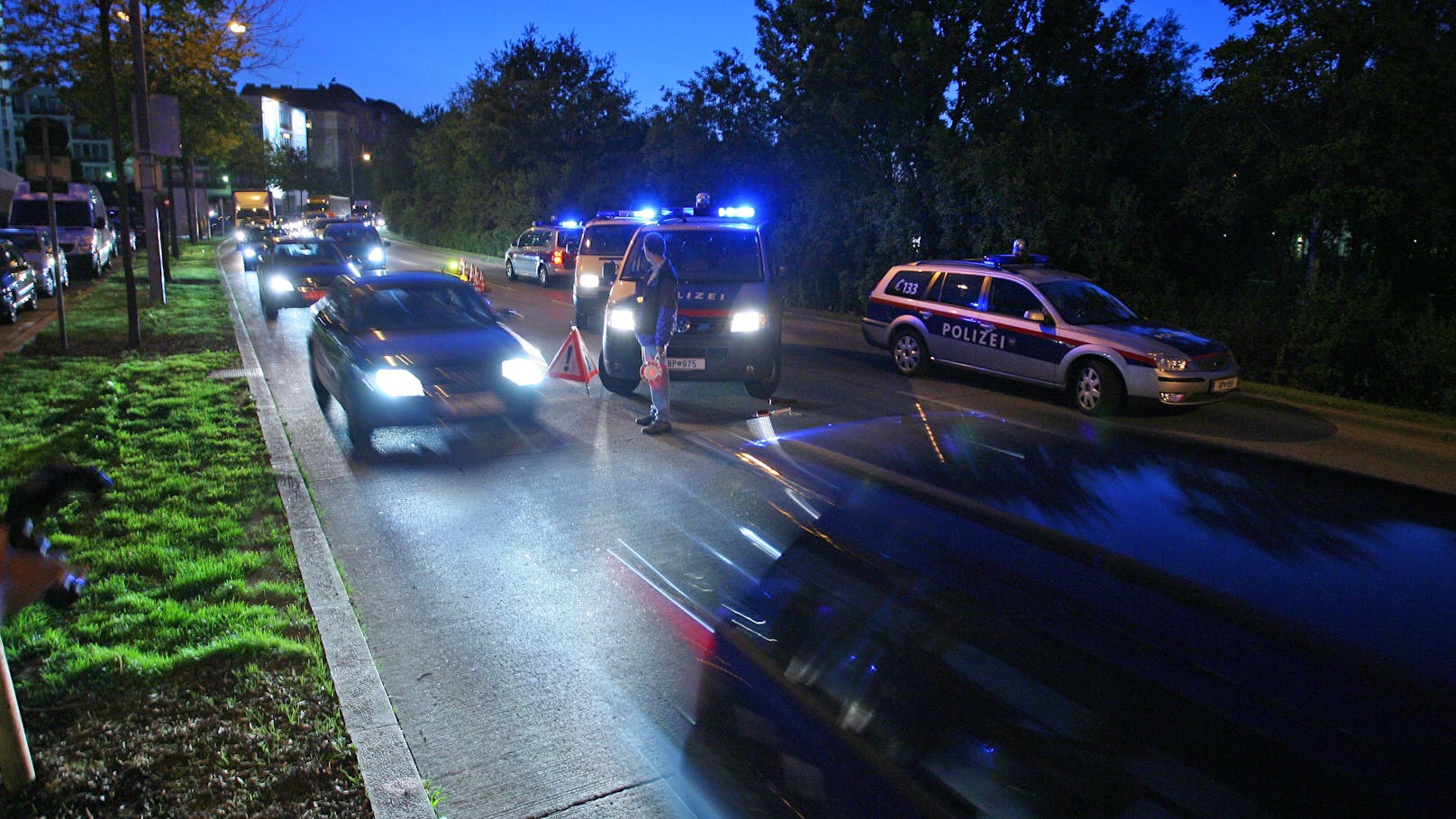 Polizei-Planquadrat gegen Raser in Wien