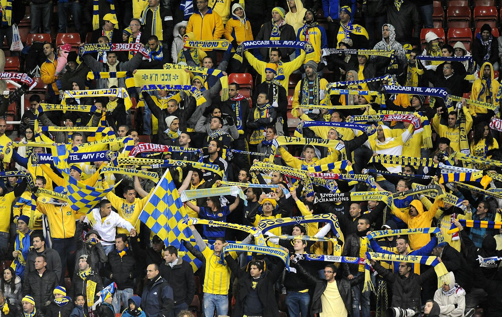 Fans von Maccabi Tel Aviv und Co. dürfen bald wieder in die Arenen. 