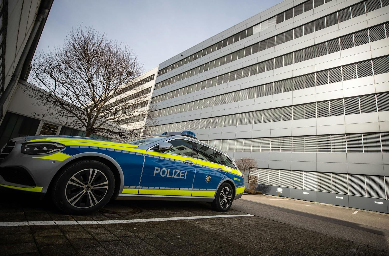 Bei der Explosion einer Briefbombe im Lidl-Hauptsitz in Neckarsulm wurden am Mittwoch bereits drei Menschen verletzt.