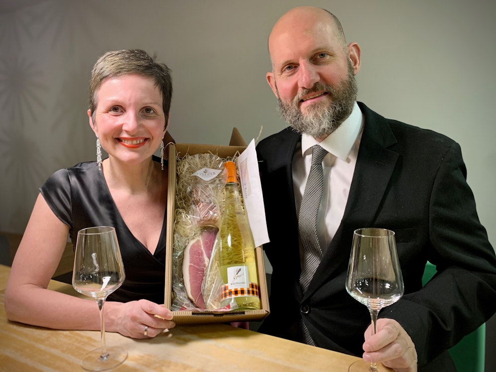 Birgit und Georg Zöchling tanzen heuer im Wohnzimmer. 