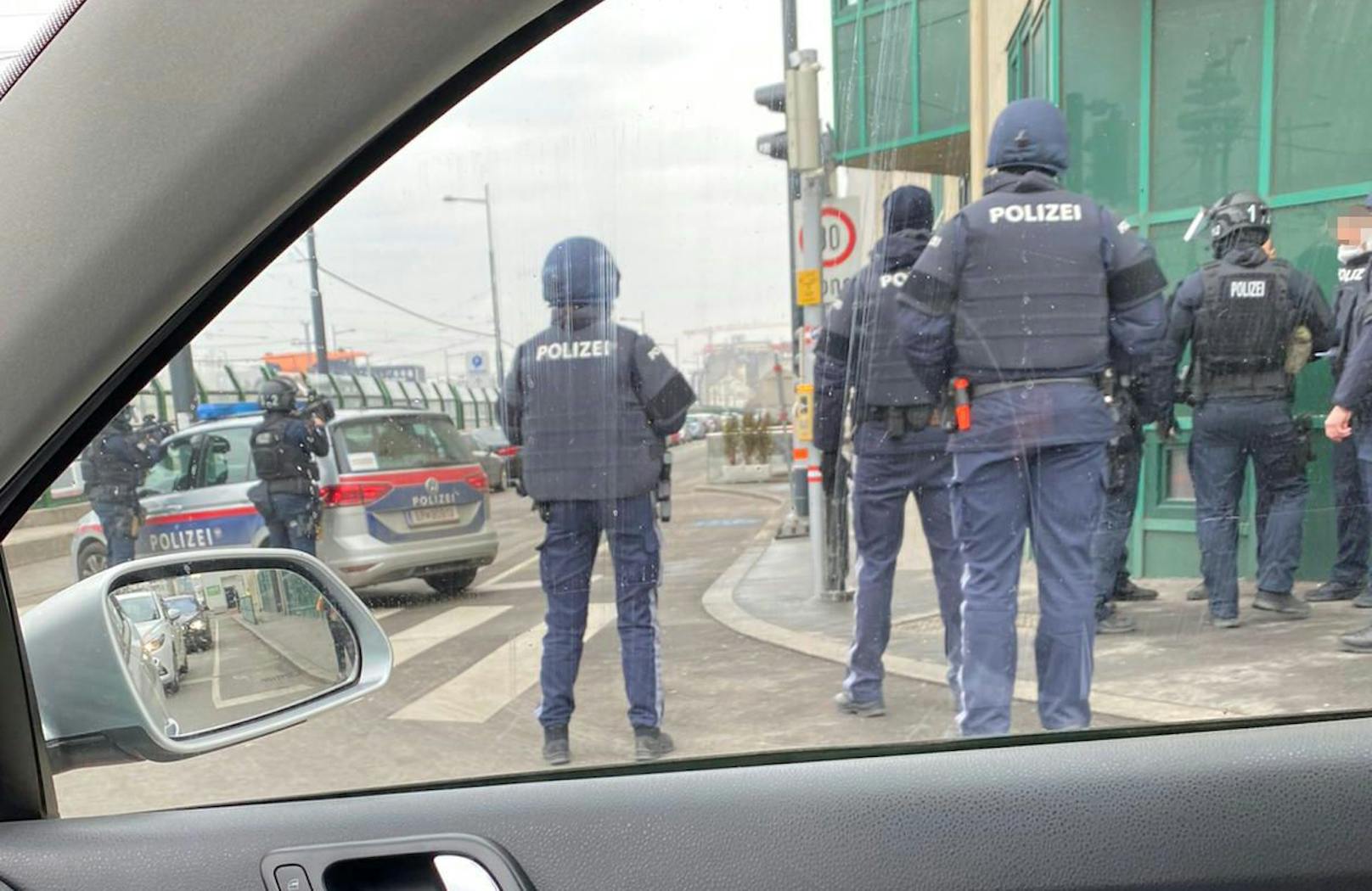Großer Polizei-Einsatz in Wien-Favoriten