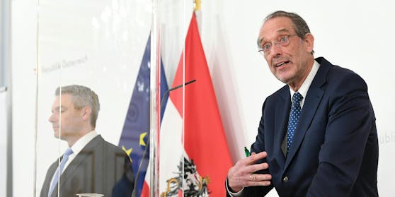 Bildungsminister Heinz Faßmann bei der Pressekonferenz am Dienstag, 02. Februar 2021.