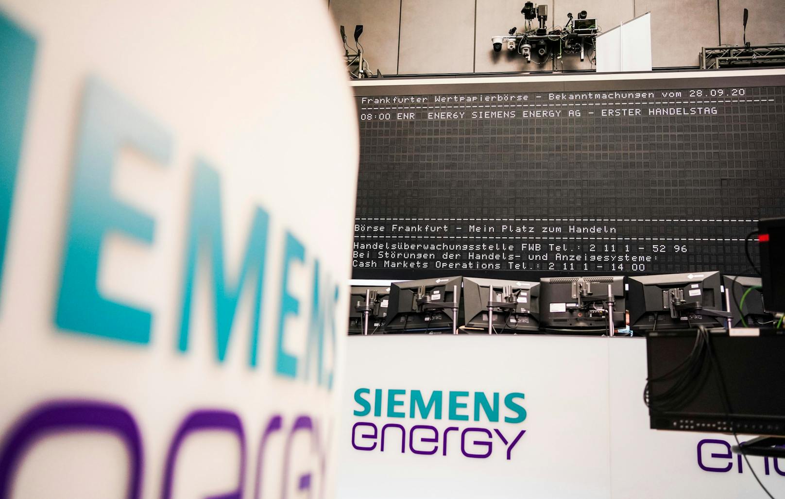 Siemens Energy will weltweit 7.800 Stellen abbauen.
