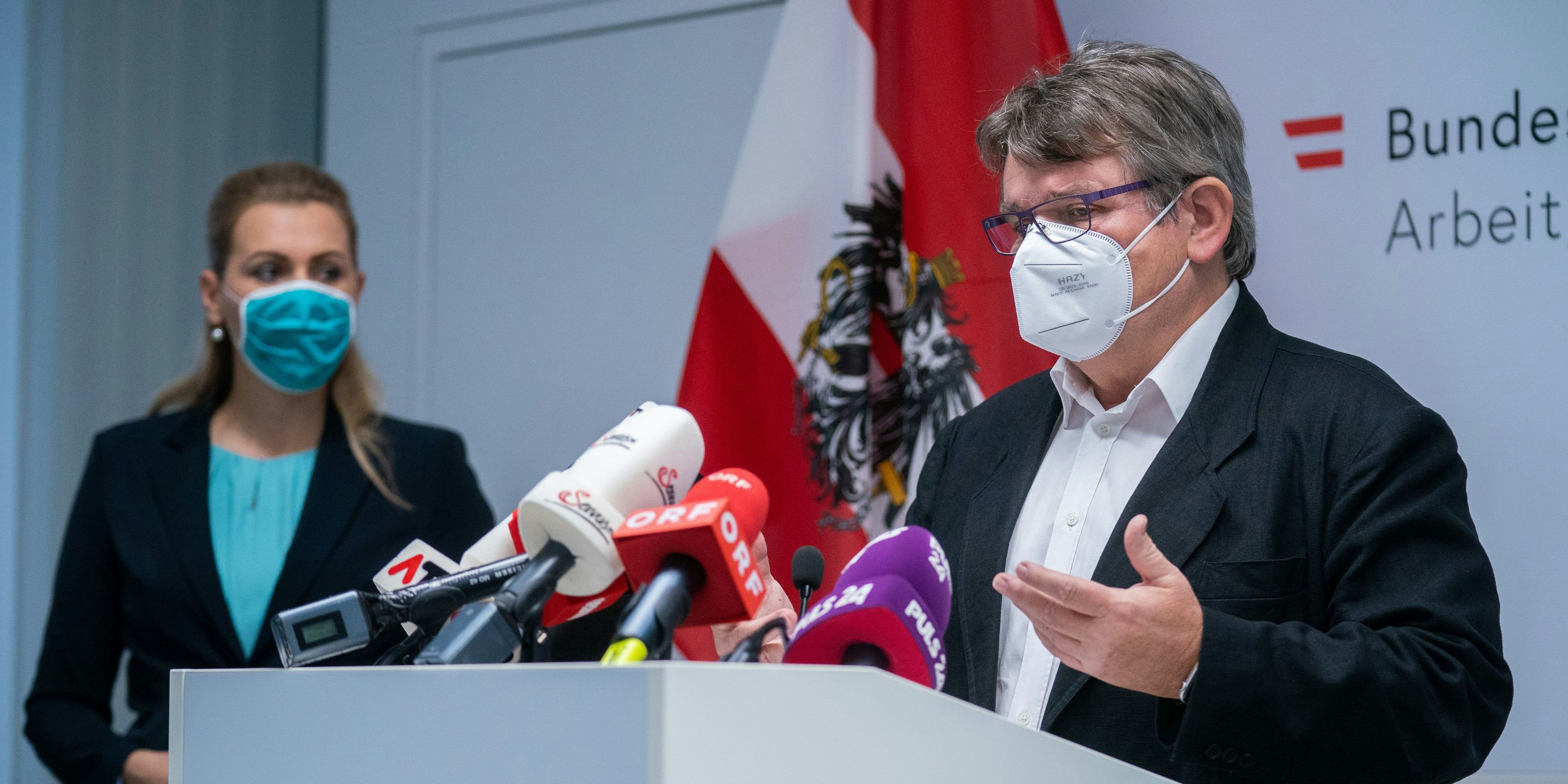 ÖGB-Präsident neben der ehemaligen Arbeitsministerin