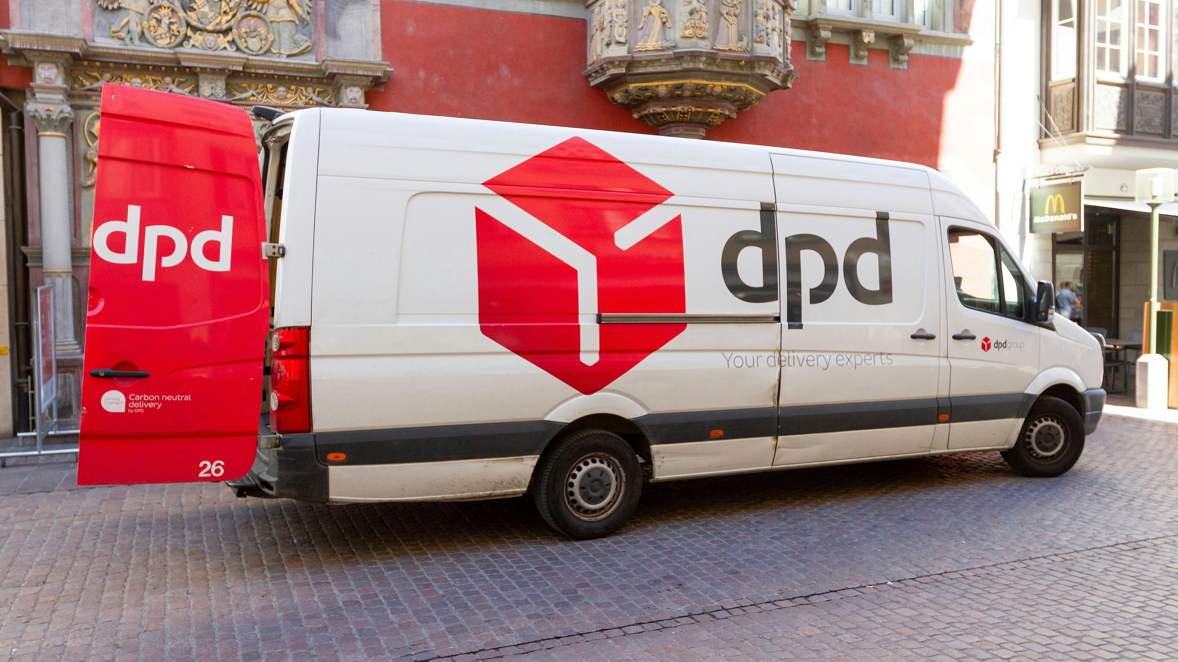 Bereits seit einigen Monaten häufen sich Beschwerden über den Paketzusteller DPD Austria.
