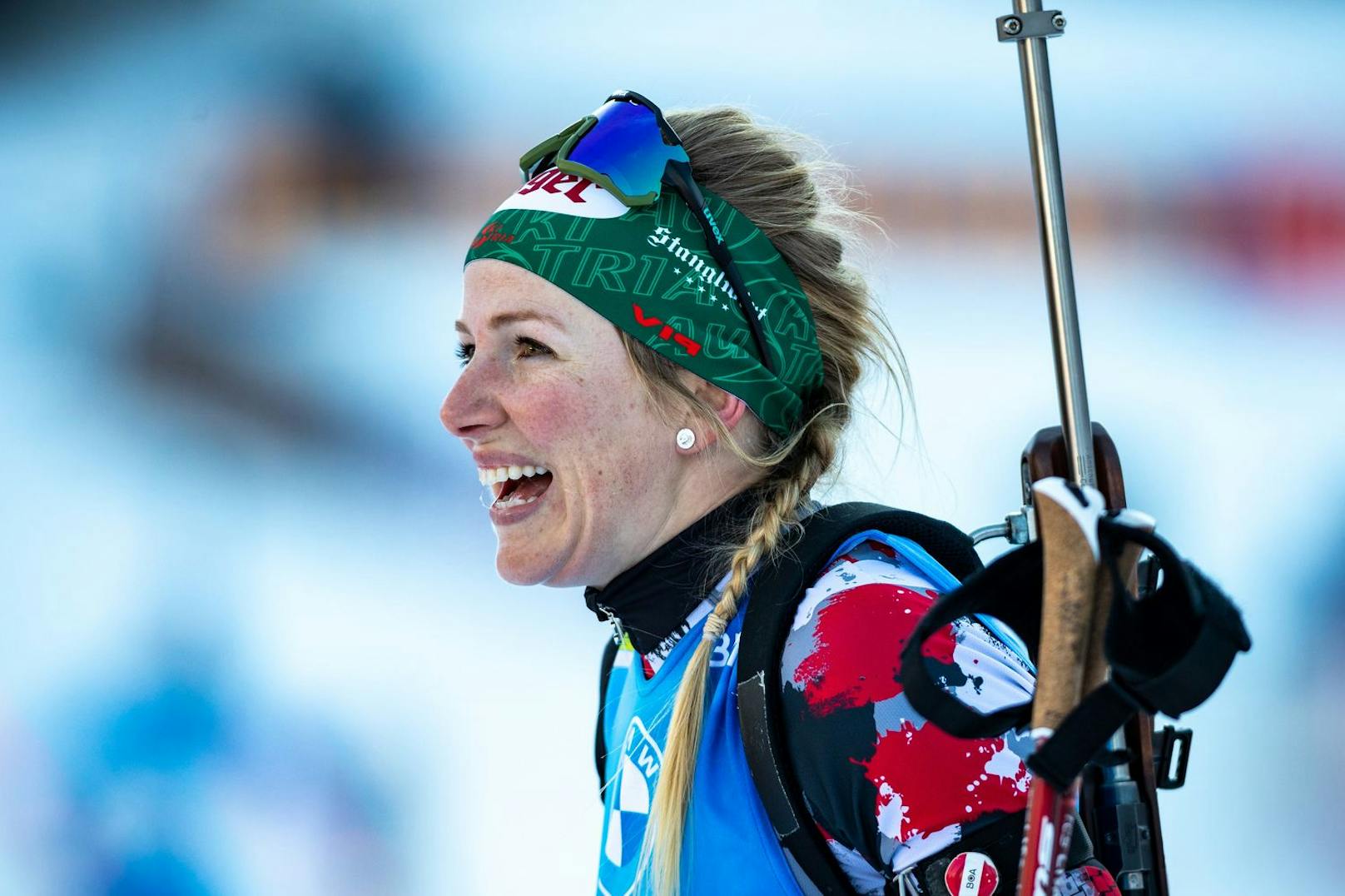 Biathlon-Star Lisa Hauser startet am Montag (7.2.) über 15 Kilometer (10 – 11.50 Uhr).