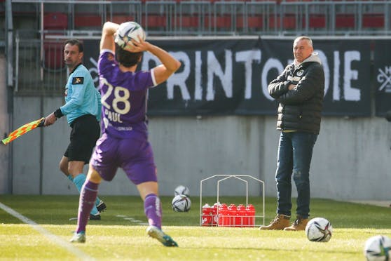 Peter Pacult sieht eine Niederlage seiner Austria.