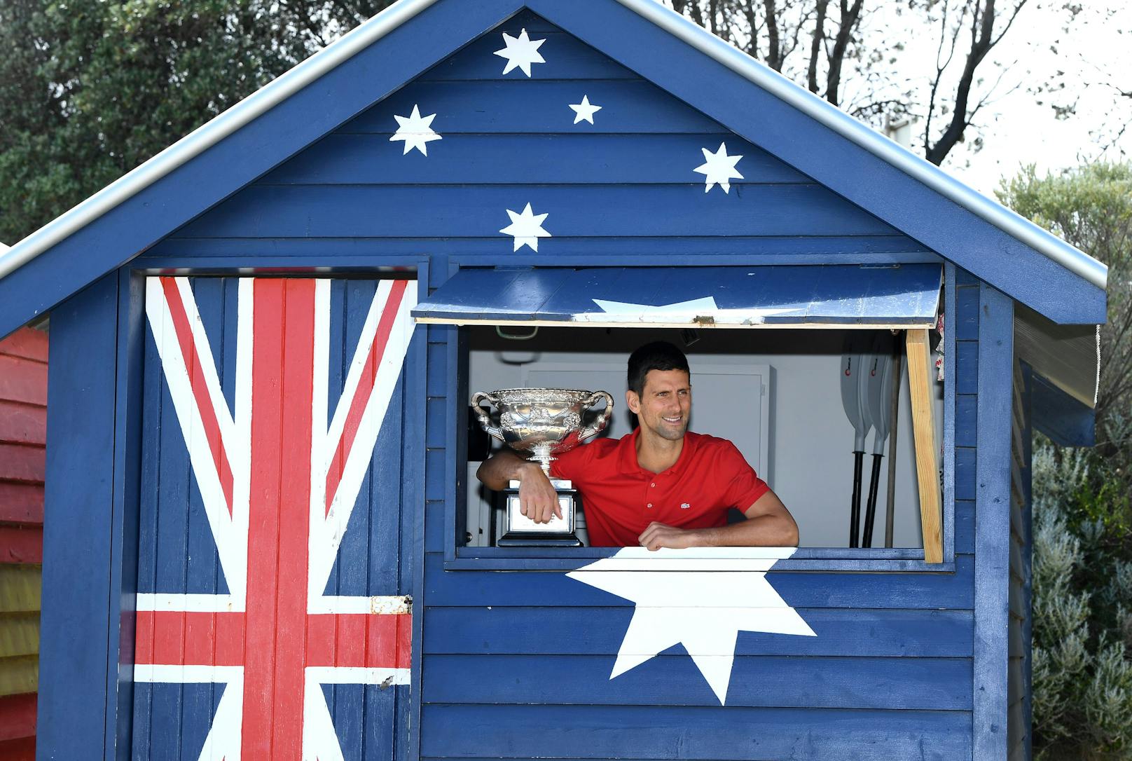 Djokovic am Strand in Australien: 18. Titel bei Grand-Slam-Turnier, zwei Titel fehlen auf Federer und Nadal.