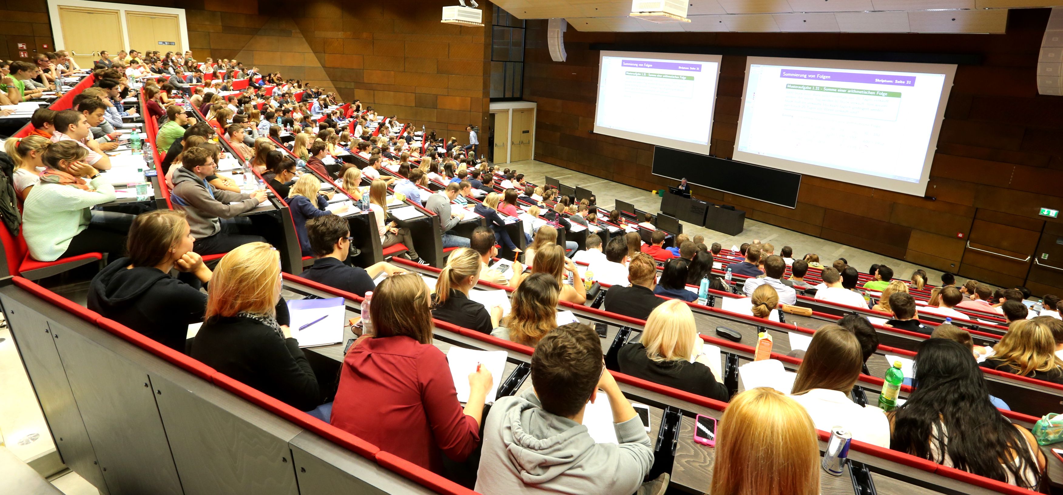Volle Hörsäle wie hier an der WU Wien, wird es so schnell wohl keine mehr geben. Archivbild.