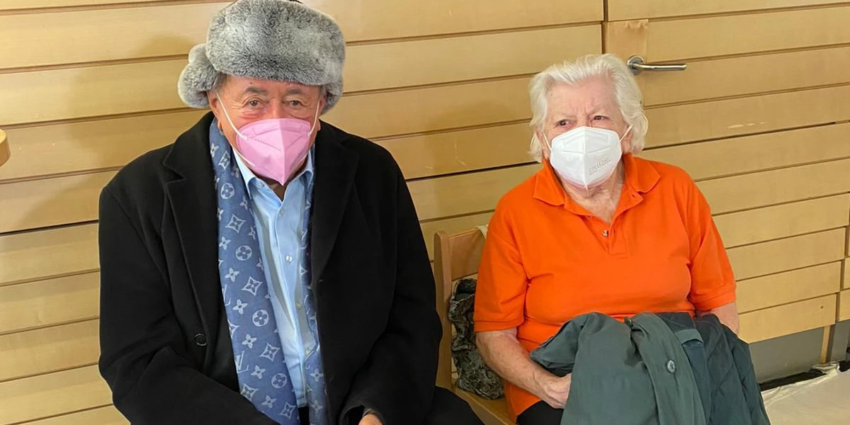 Richard Lugner –&nbsp;die Dame neben ihm ist nur einen Tag jünger als er. 