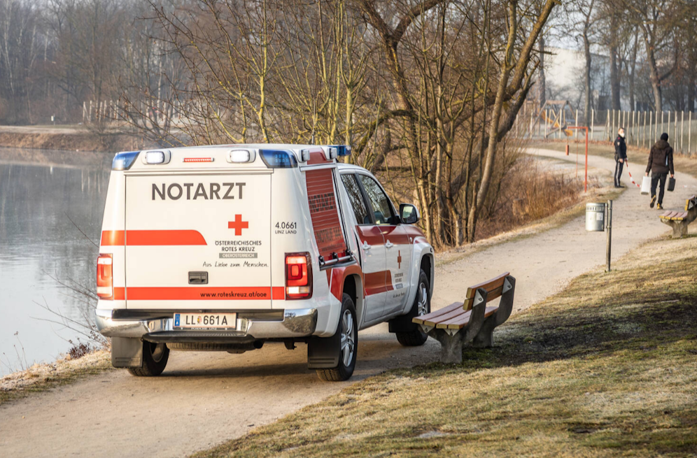 Im Oedtersee in Traun bei Linz wurde eine männliche Leiche entdeckt.