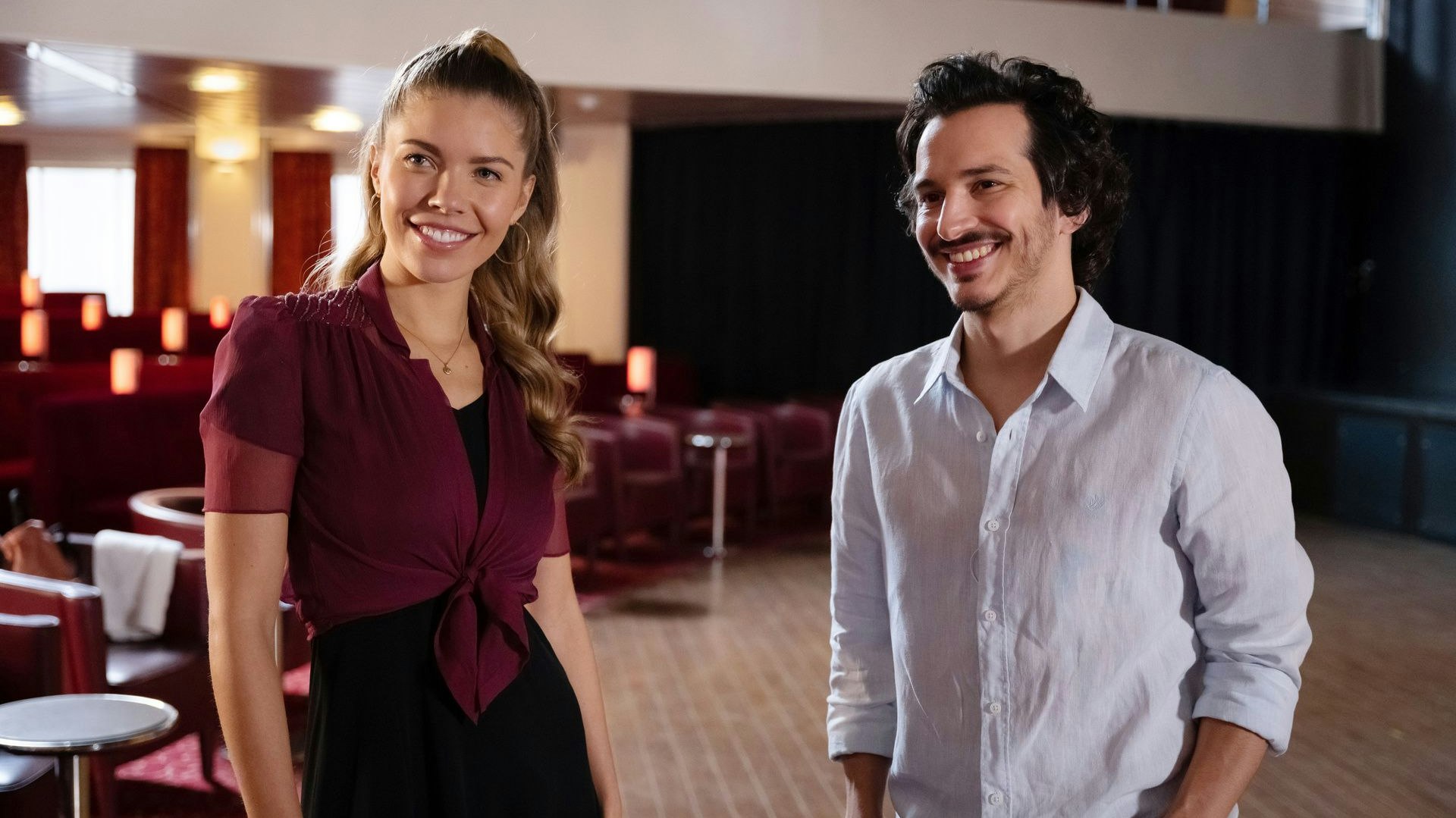 "Das Traumschiff: Malediven": Victoria Swarovski, Ferdi Özten