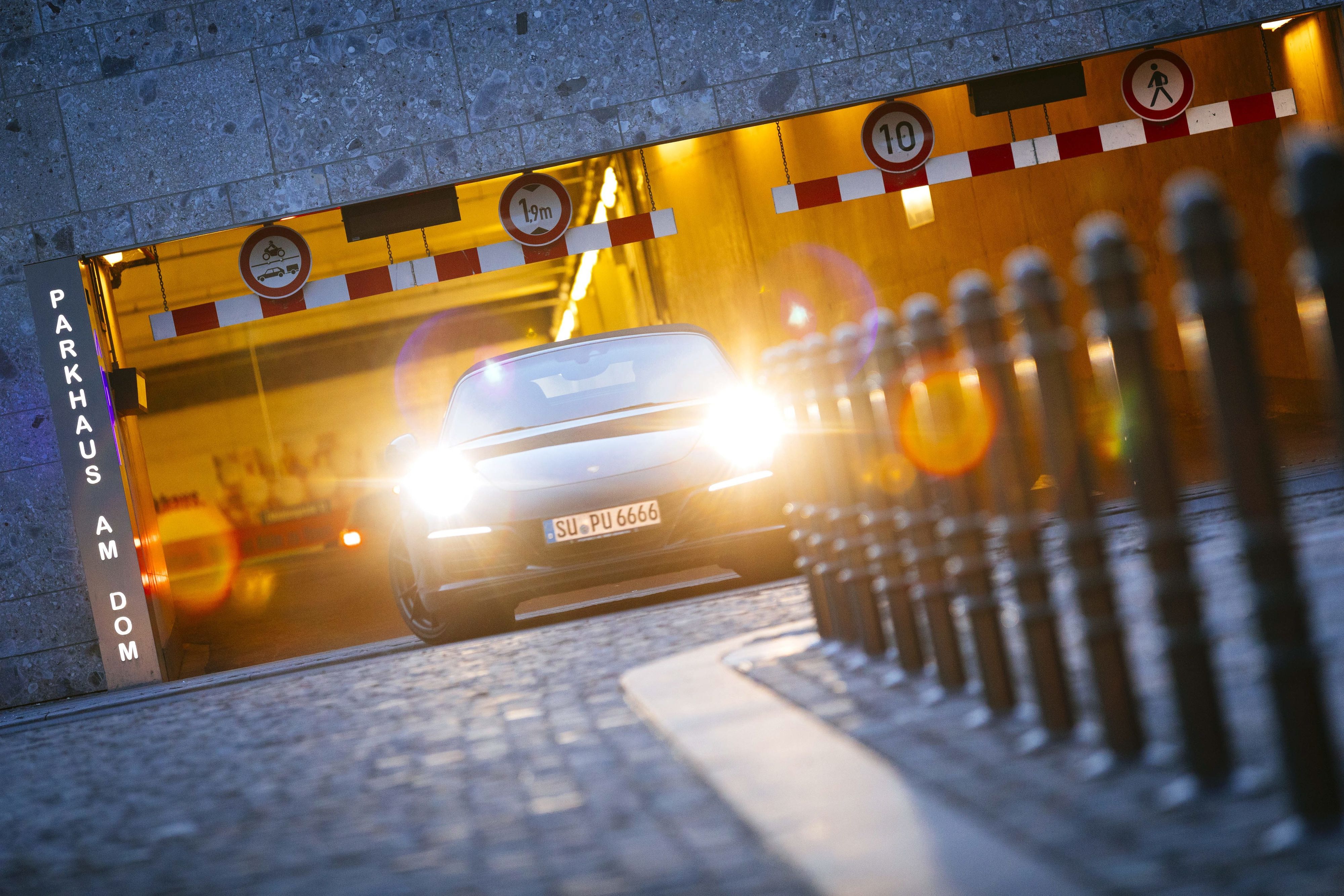 Der Lenker fand sein Auto nicht mehr. Symbolbild.