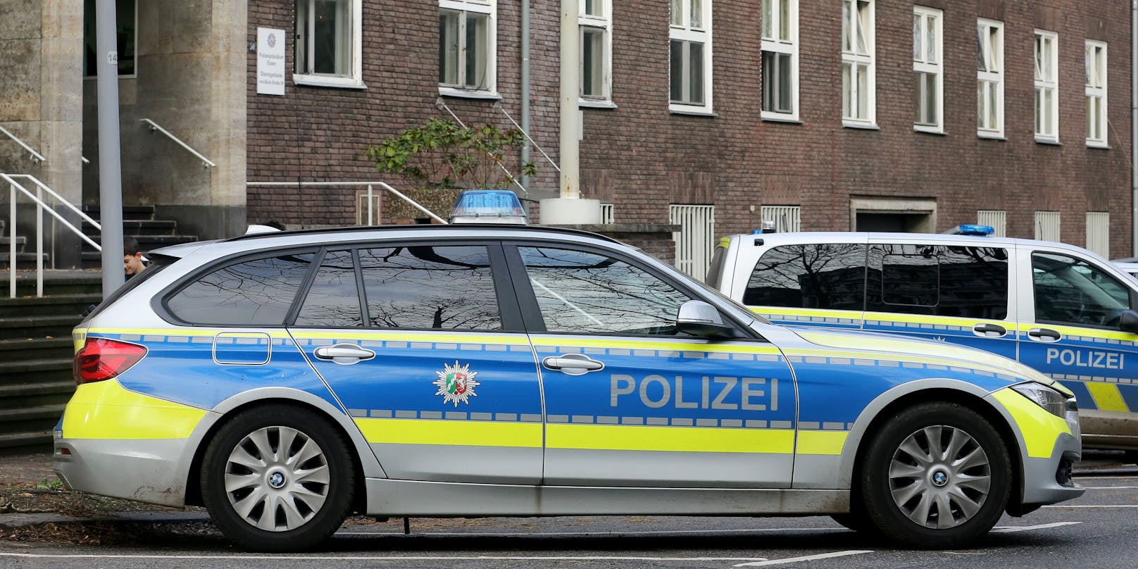 Polizeiautos in Mülheim, Nordrhein-Westfalen. Symbolfoto.