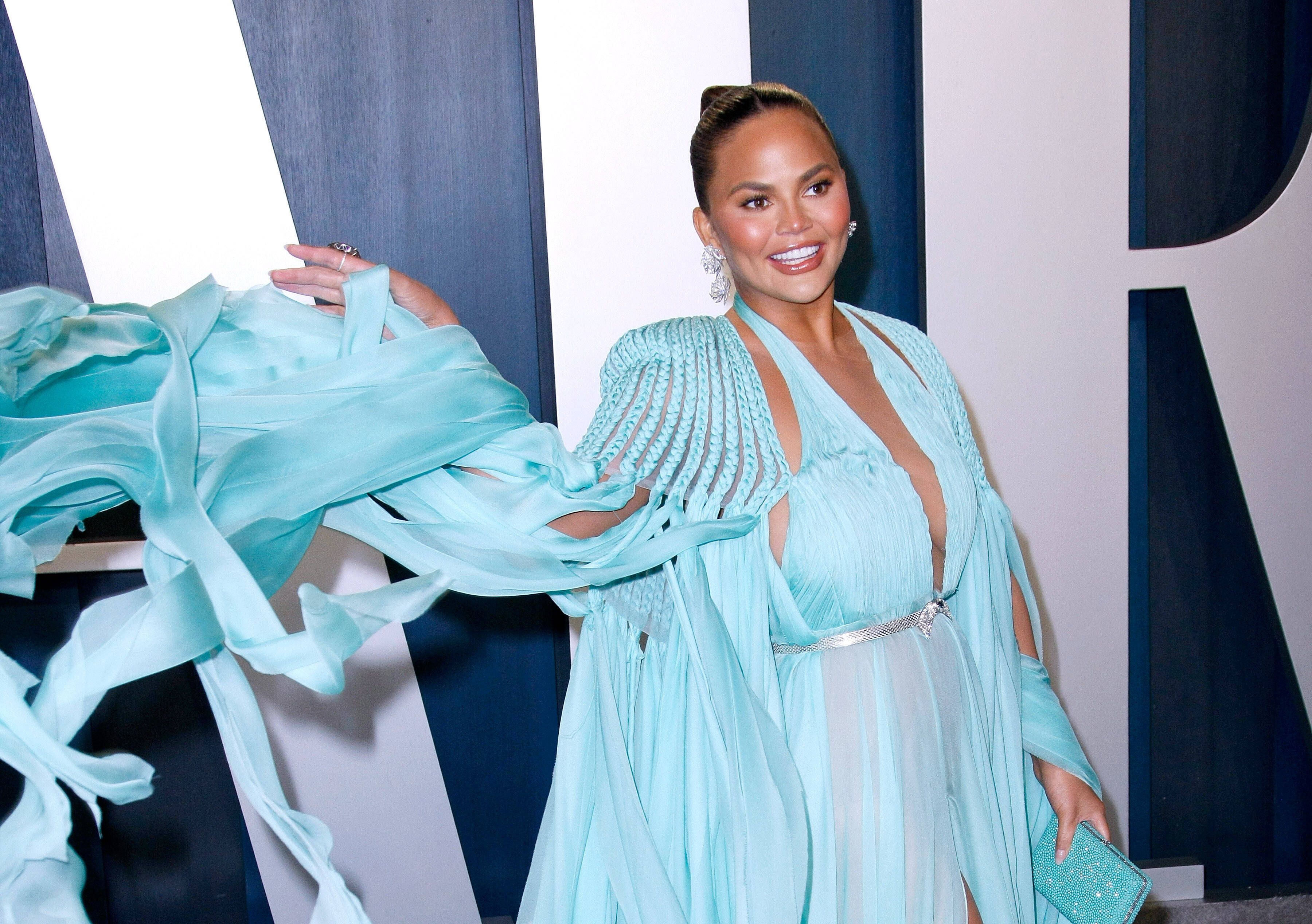 <strong>Chrissy Teigen</strong> ist zurück auf Twitter. Drei Wochen Auszeit waren für das US-Model dann wohl doch genug.