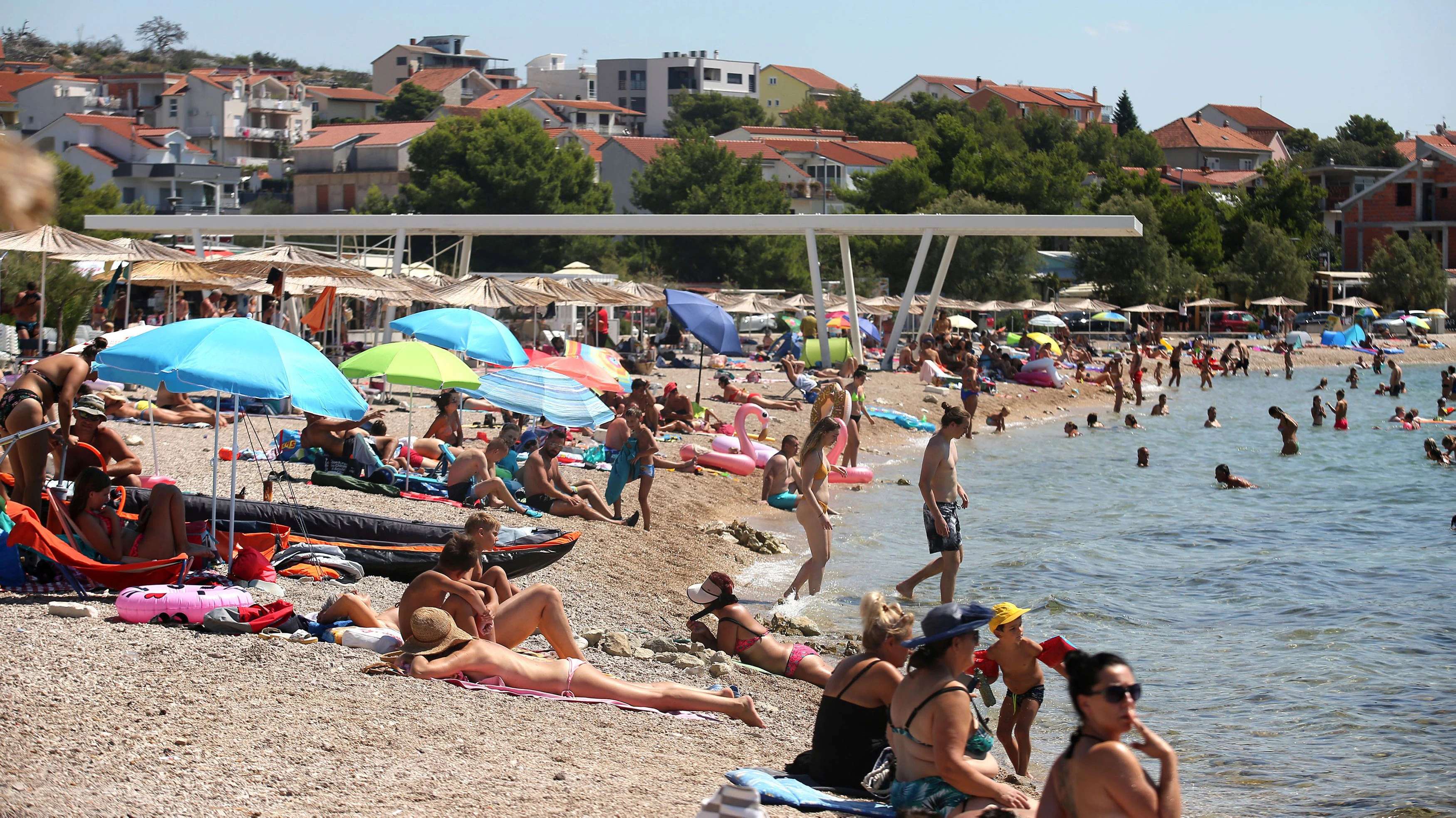 Können wir schon bald wieder in anderen Ländern Urlaub machen?