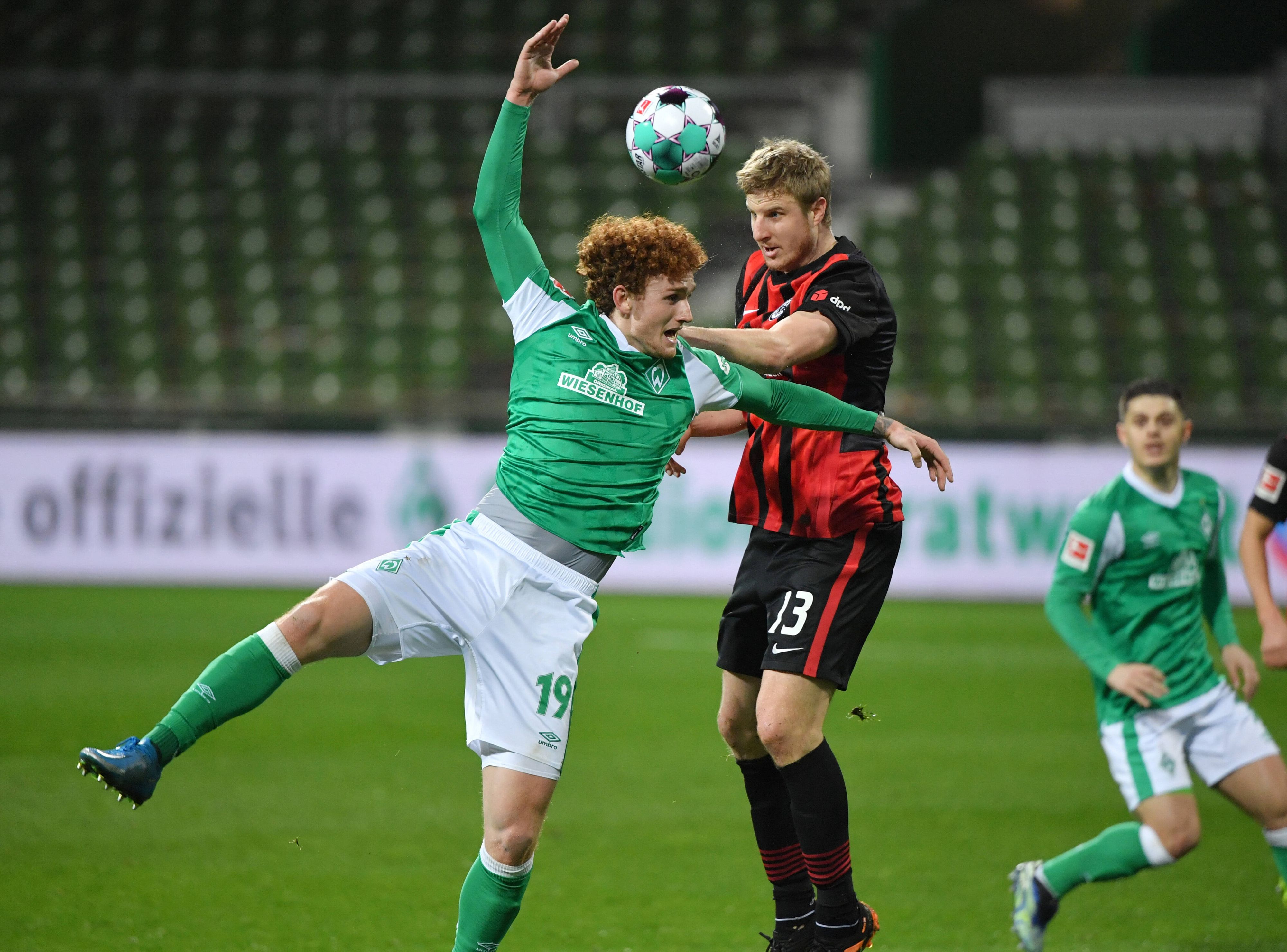 Martin Hinteregger gegen Werder Bremen. 