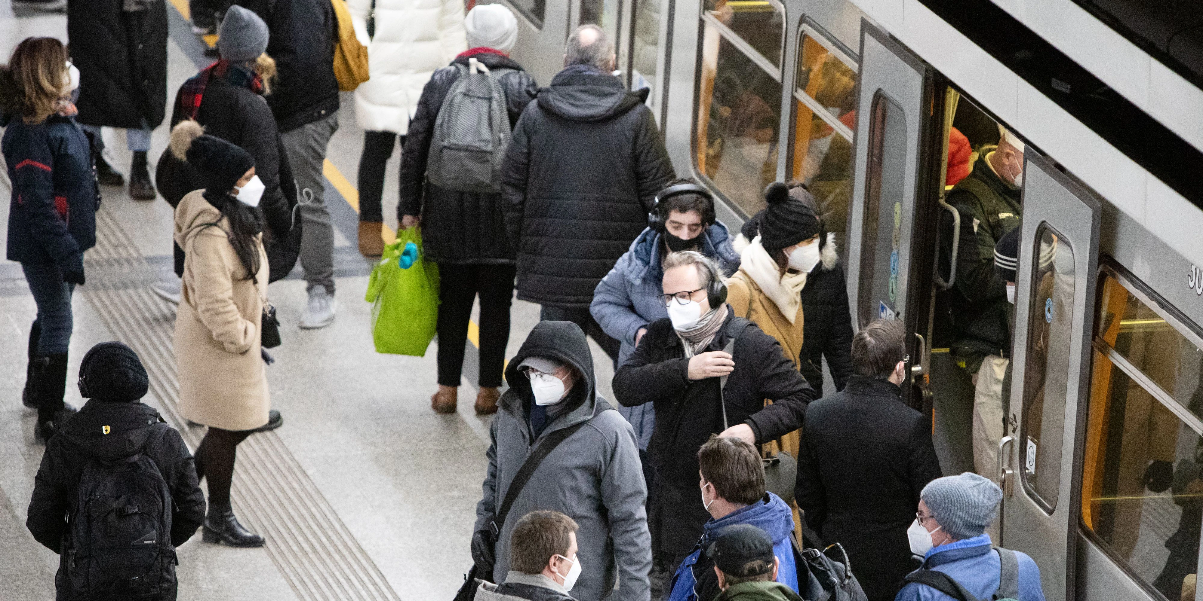 FFP2-Maskenpflicht in den Öffis.