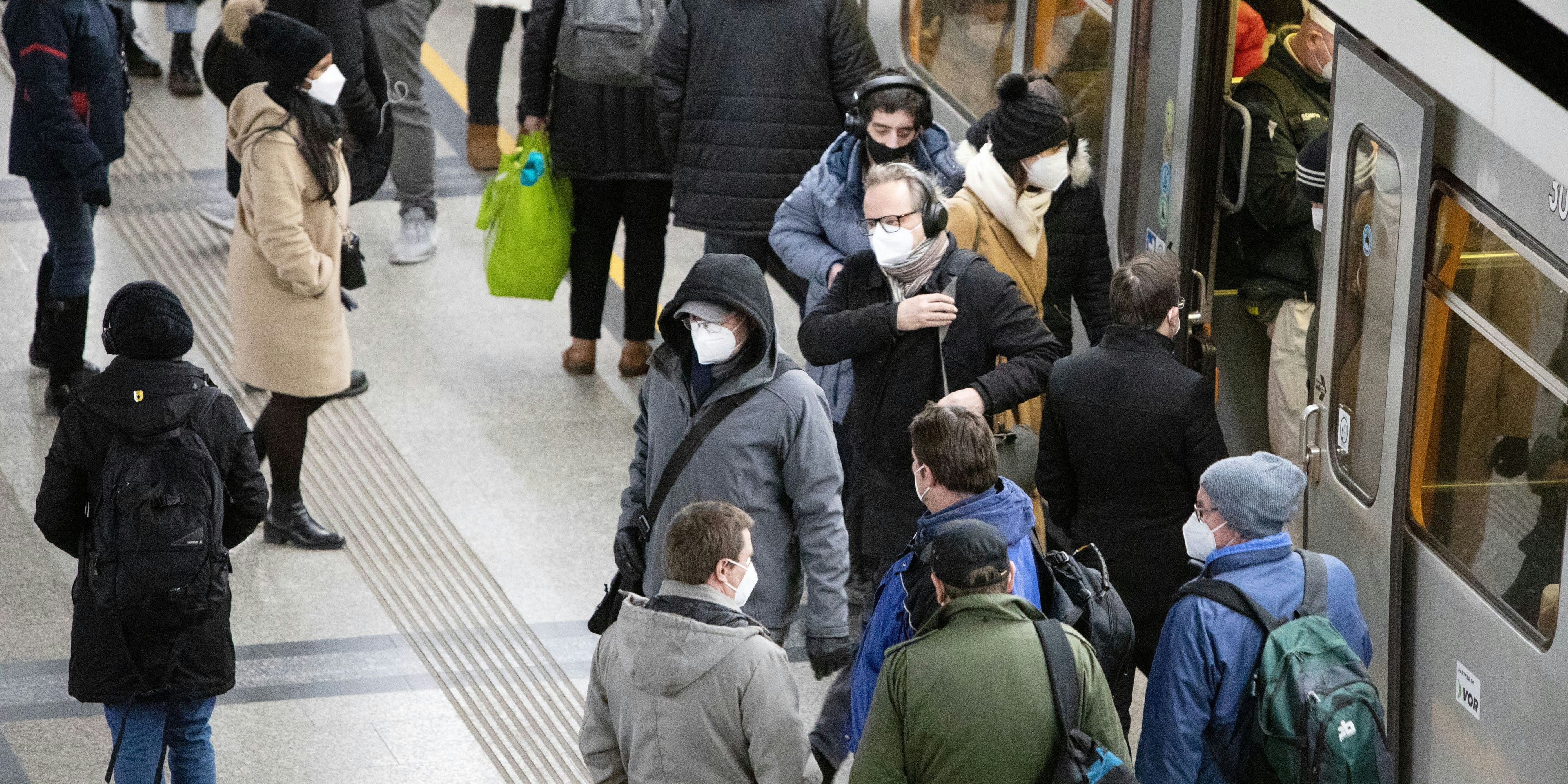 FFP2-Maskenpflicht in den Öffis.