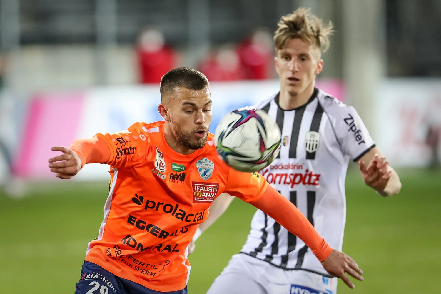 Der LASK verliert gegen Hartberg. 