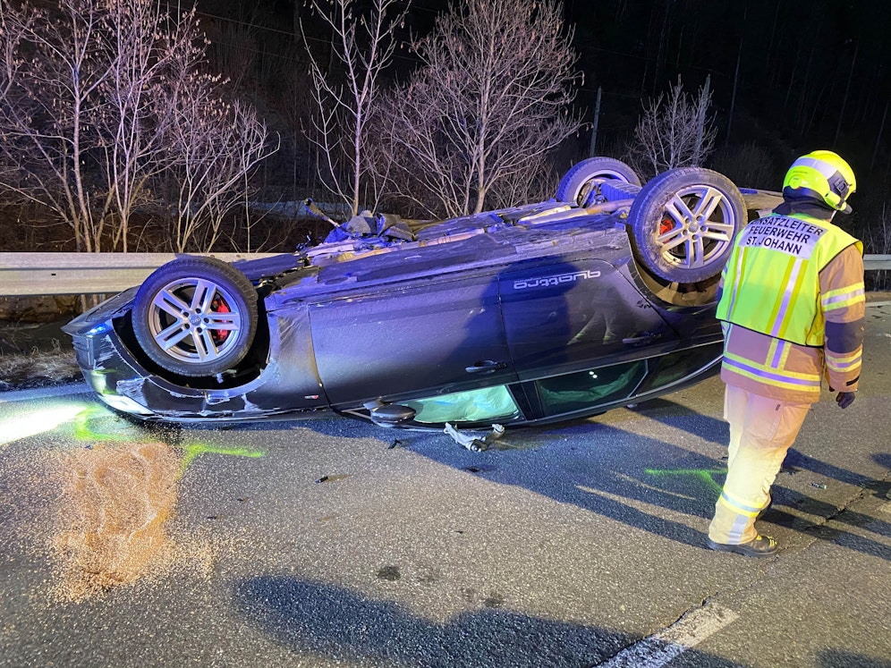 Der 54-jährige Lenker wurde erheblich verletzt.&nbsp;