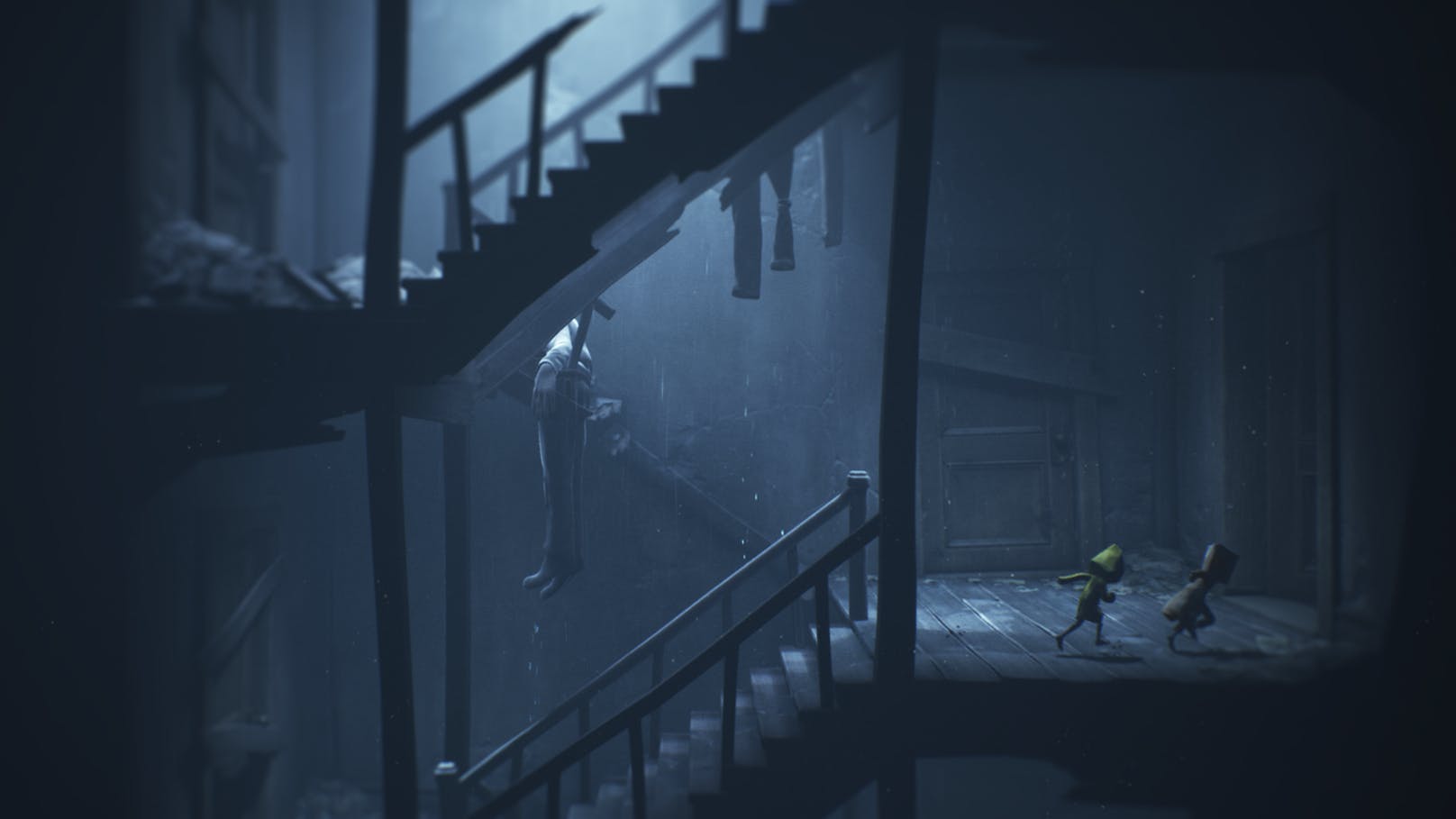 Statt dem Mädchen namens Six im gelben Regenmantel hilft der Spieler nun dem Buben Mono auf die Sprünge, dessen Gesicht unter einer Papiertüte verborgen ist.