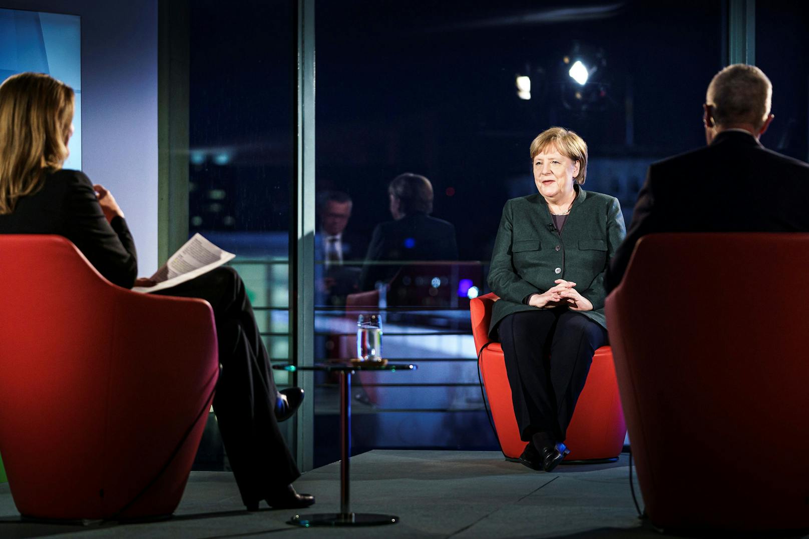 Angela Merkel im großen ARD-Interview.