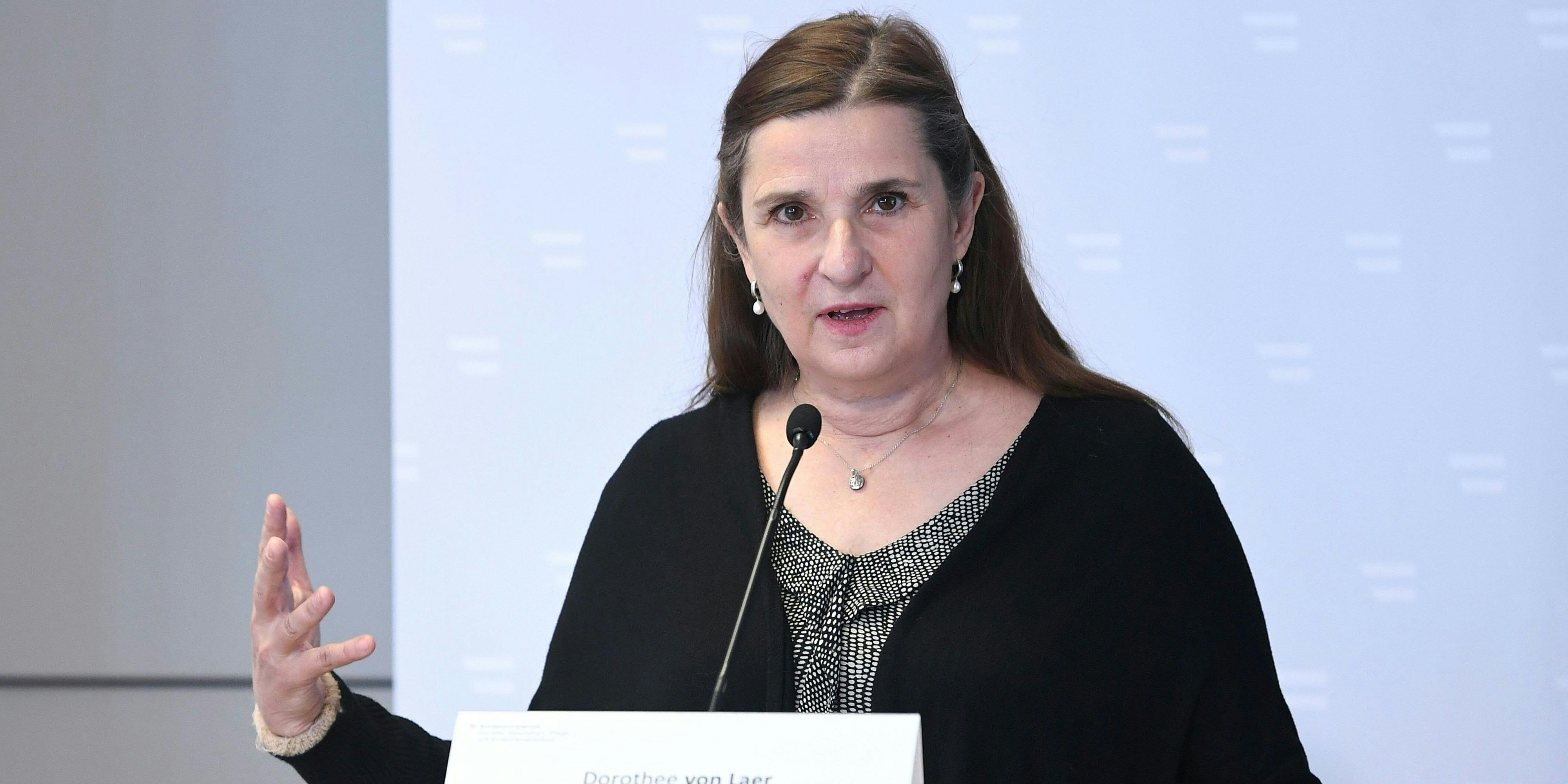 Warnt deutlich: Virologin von Laer