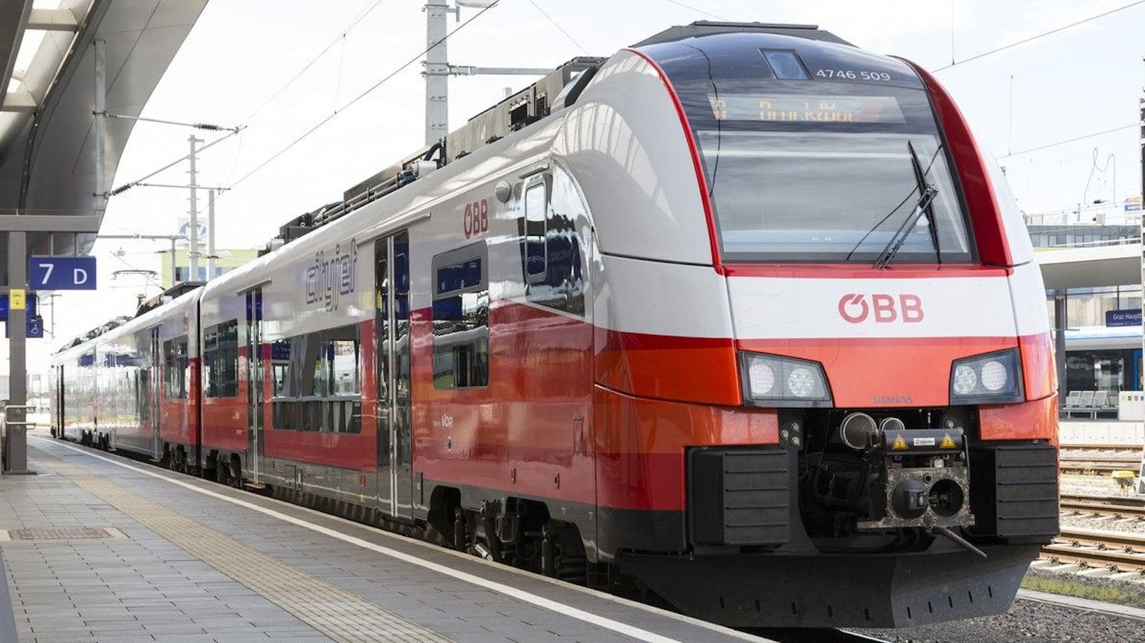 Auf der ÖBB-Westbahnstrecke kam es in der Nacht auf Mittwoch zu einem Arbeitsunfall.