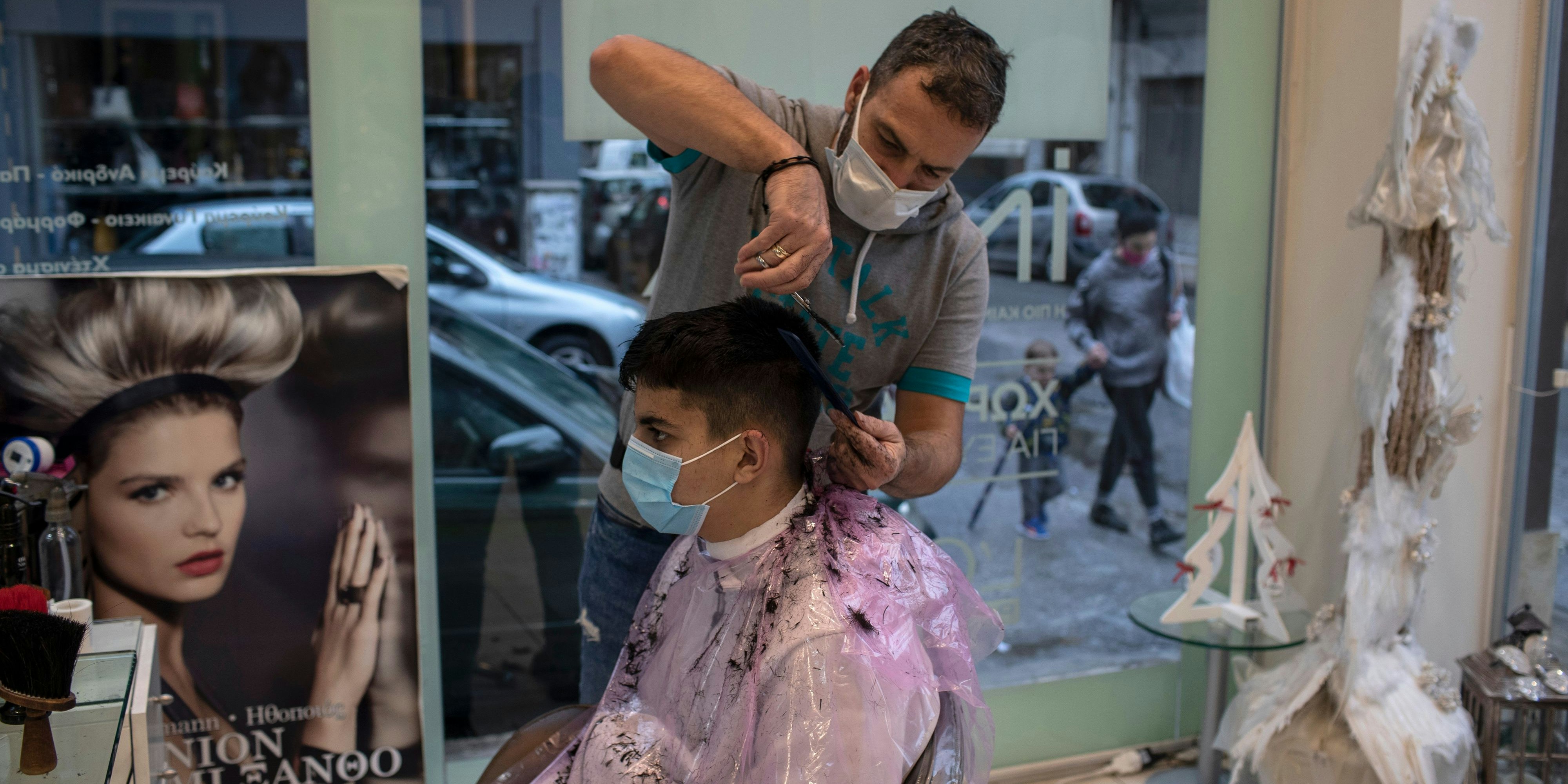 Ab 8. Februar sind Friseure wieder offen.