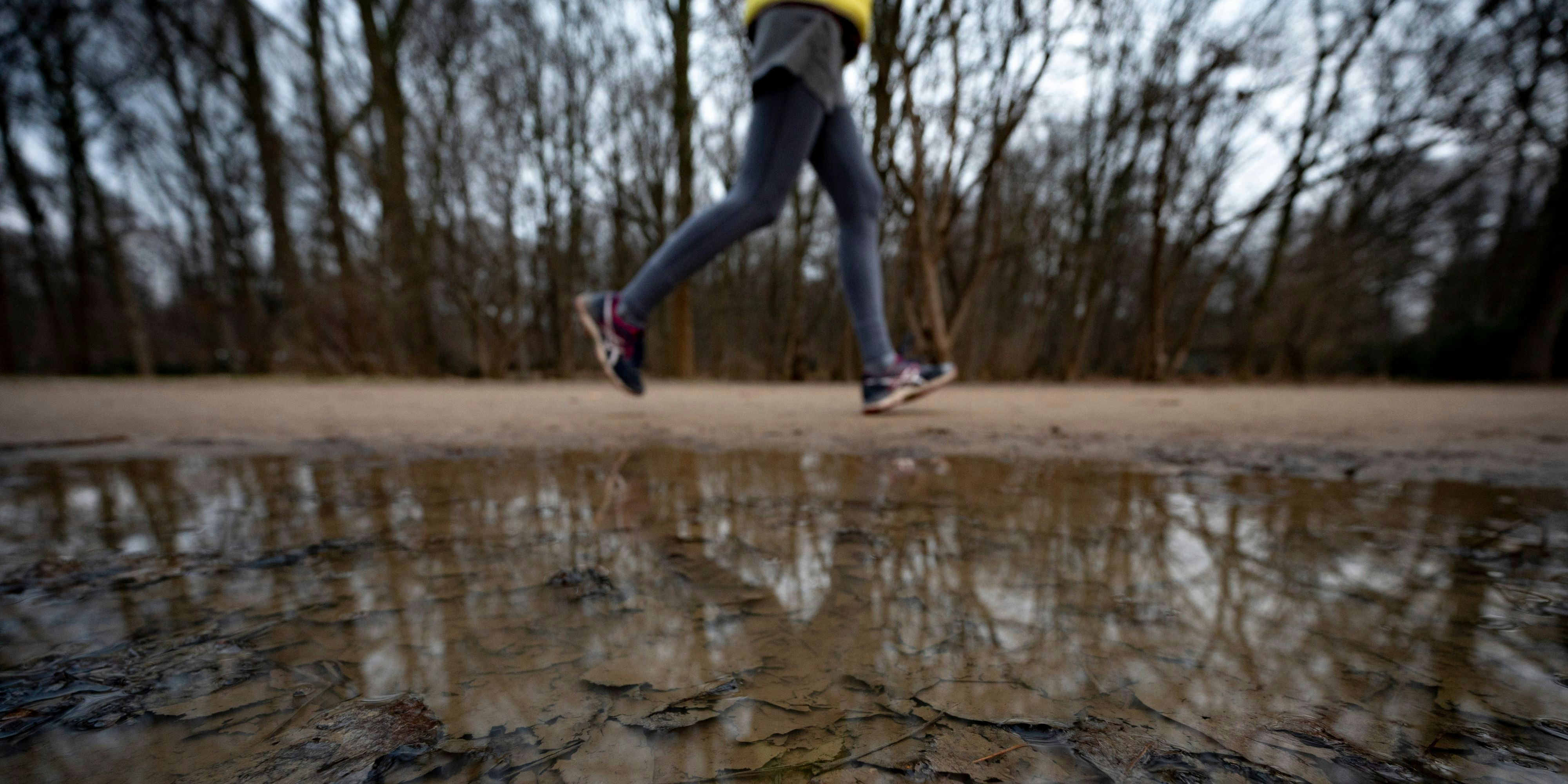 In Eisenstadt kam es am Dienstag (02.02.2021) zu einer Fahrerflucht, nachdem eine Lenkerin eine 22-Jährige erfasst hat. Symbolbild.